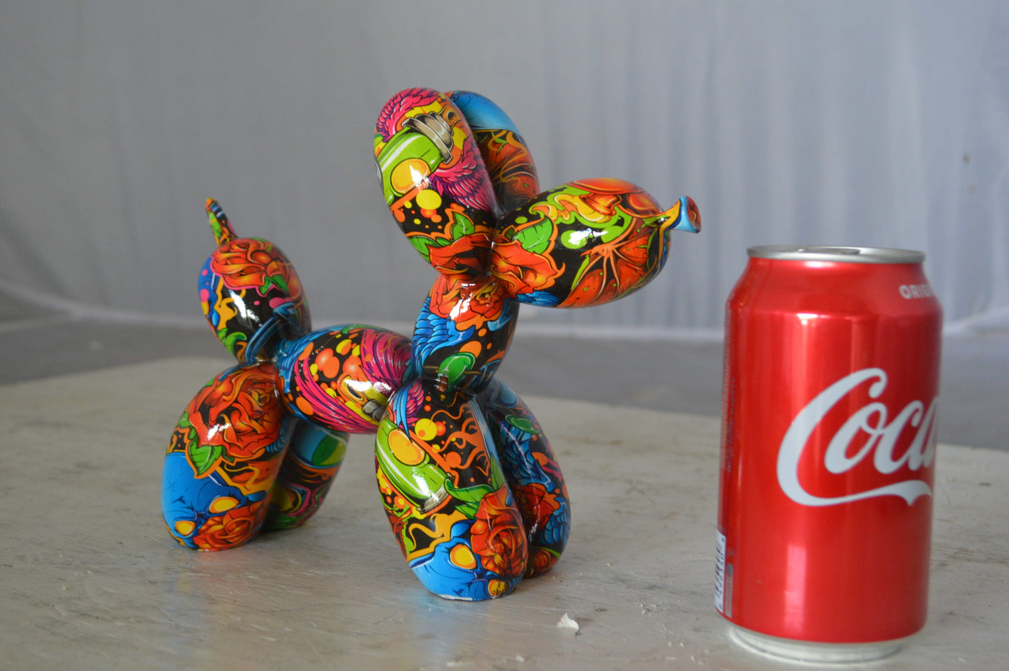 Graffiti balloon dog Resin statue - Size: 9"L x 4"W x 7"H.
