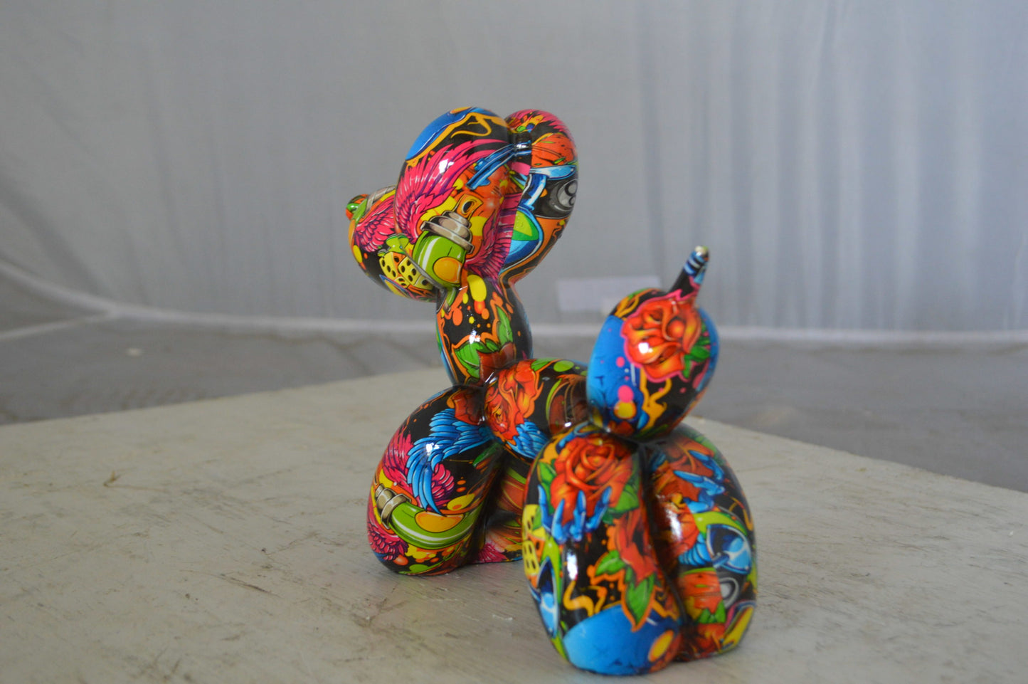 Graffiti balloon dog Resin statue - Size: 9"L x 4"W x 7"H.