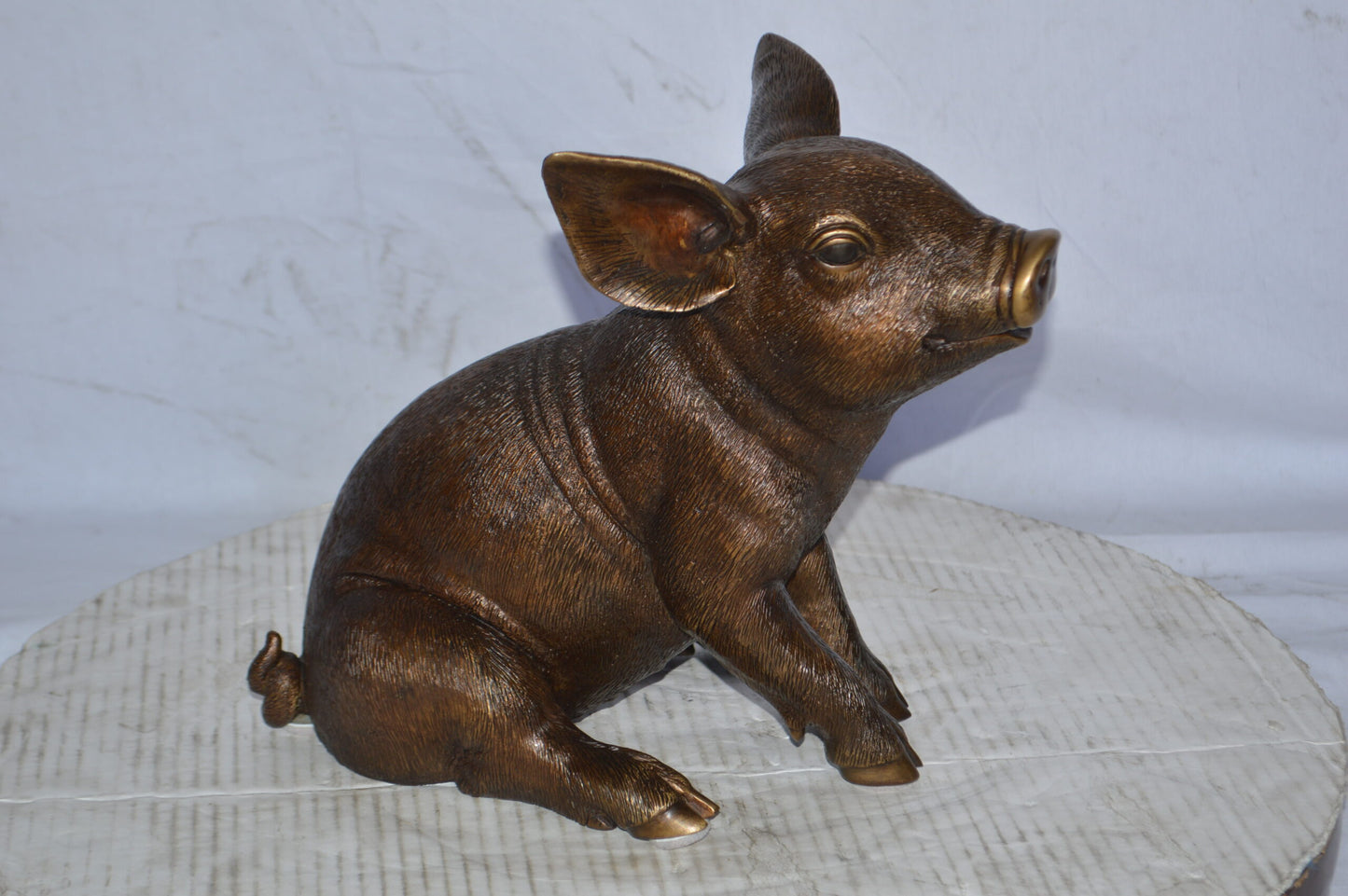Pig – Piglet Bronze Statue - Size: 14"L x 10"W x 12"H.