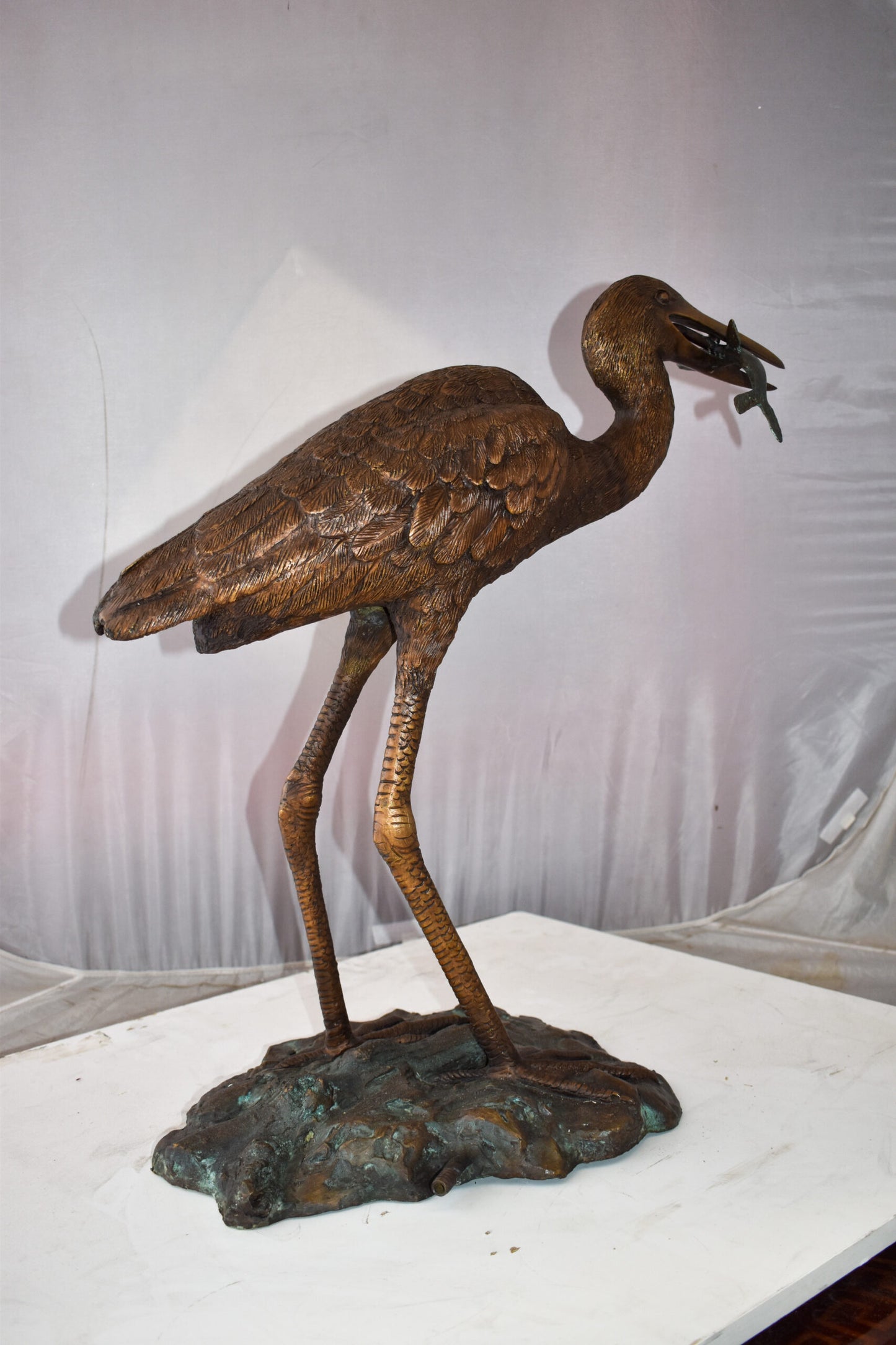 Heron With Prey Brown Patina Bronze Statue Fountain Size: 26" x 15" x 25"H