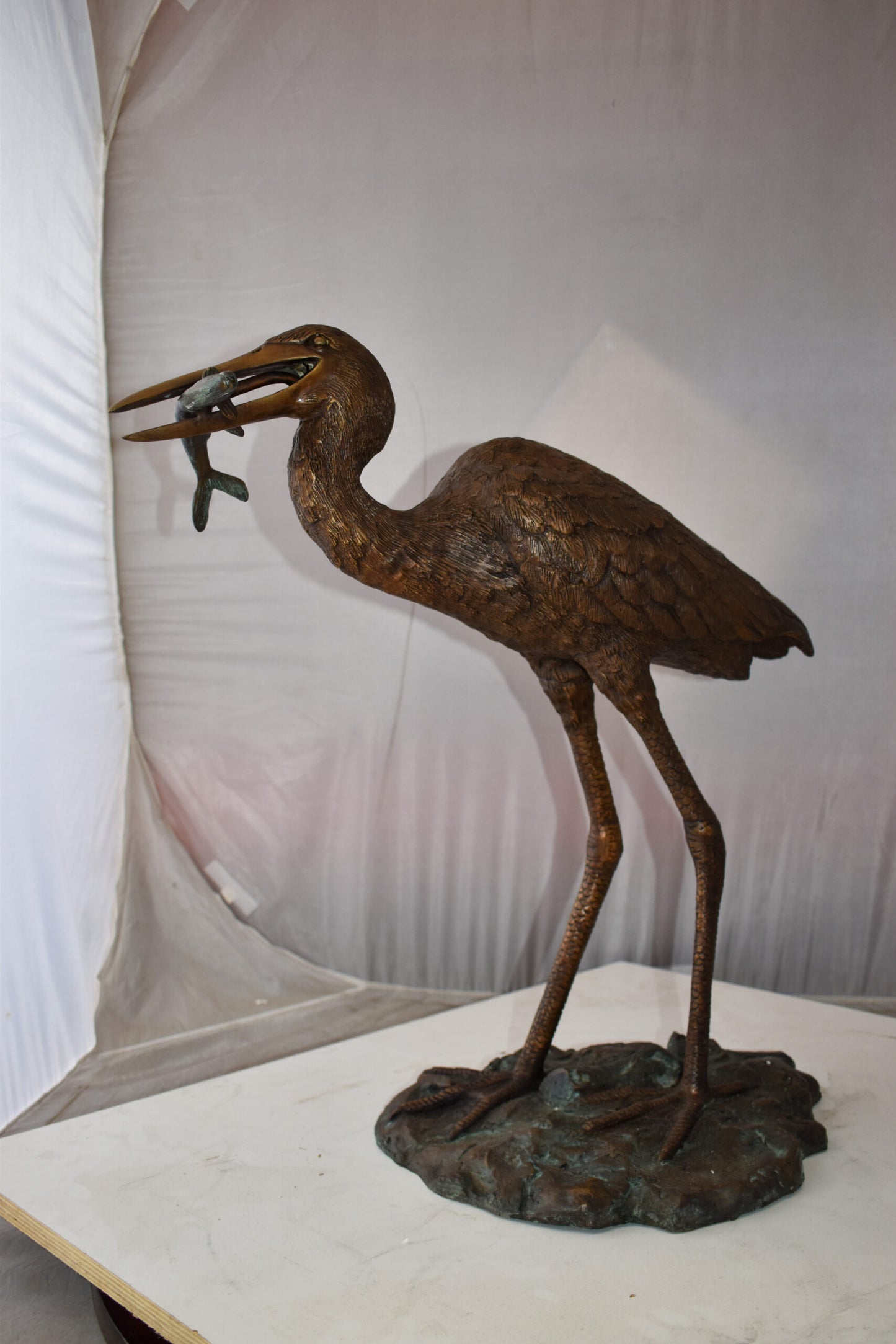 Heron With Prey Brown Patina Bronze Statue Fountain Size: 26" x 15" x 25"H