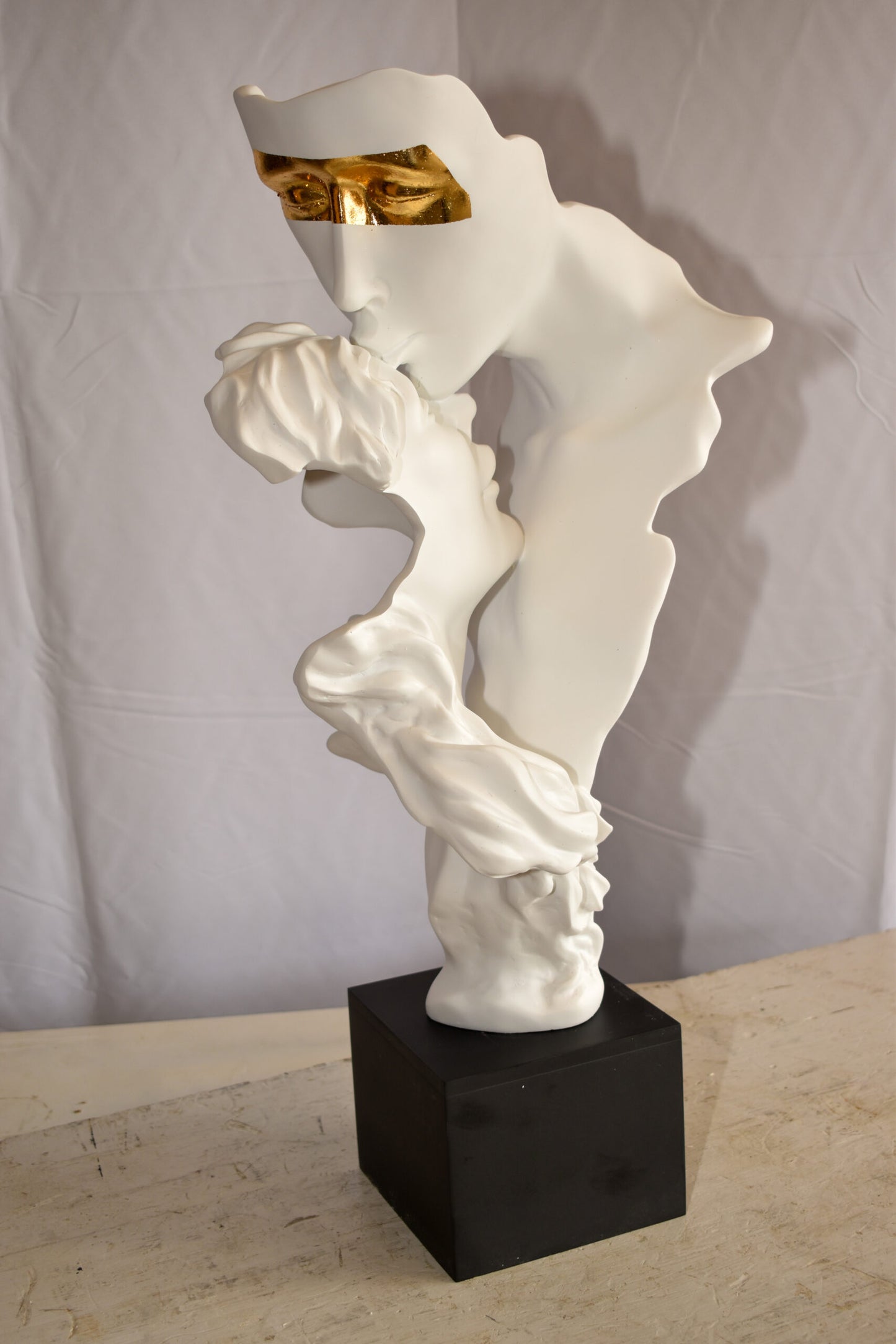 Abstract Modern Lovers White Resin Statue 12" x 8" x 26"H