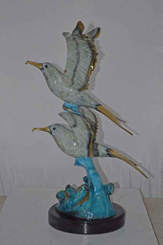 A Pair of Seagulls flying Bronze Statue Tabletop - Size: 15"L x 35"W x 26"H.