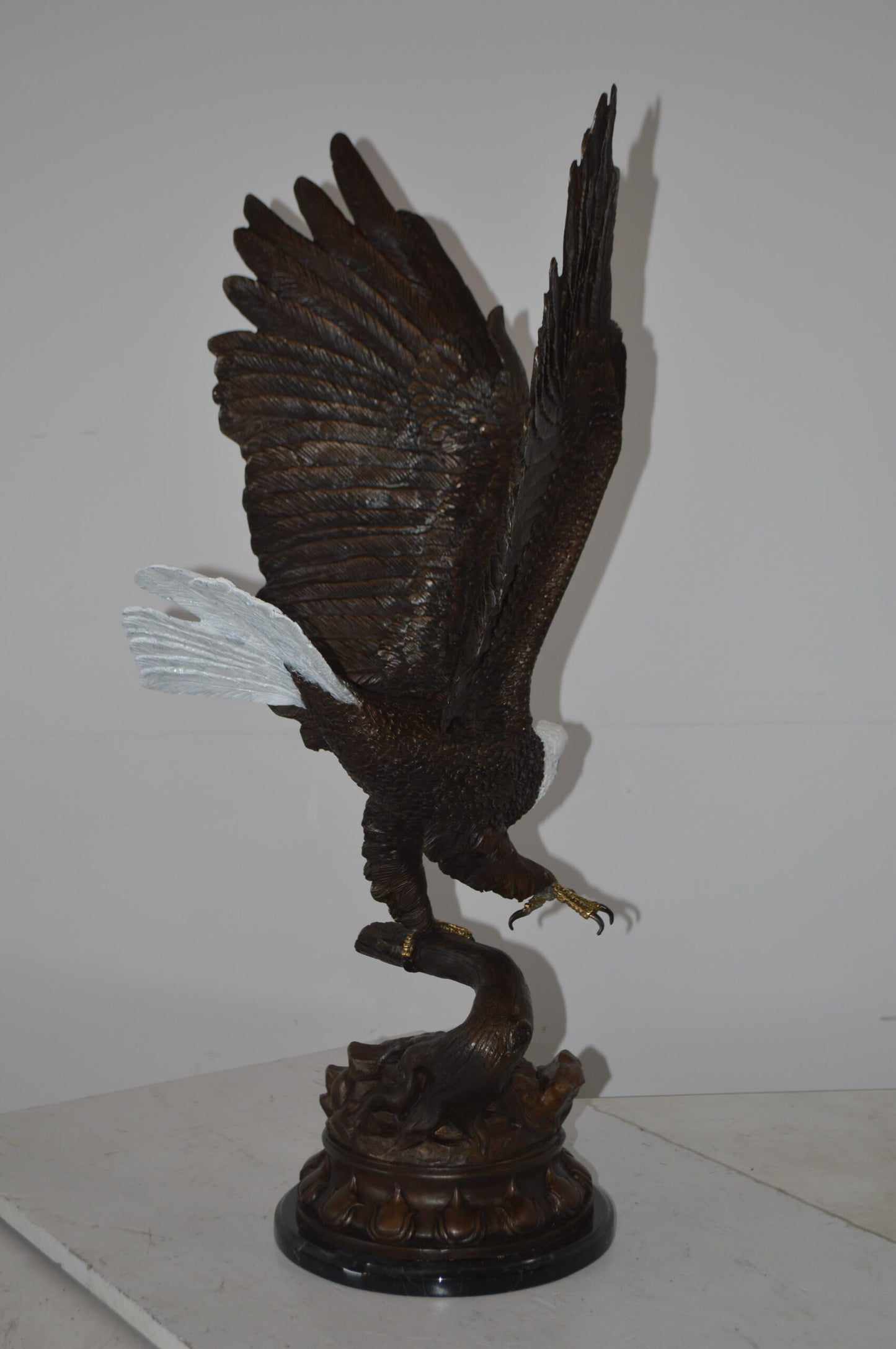 Eagle Coming to a Landing on a Branch Bronze Statue - Size: 15"L x 15"W x 31"H
