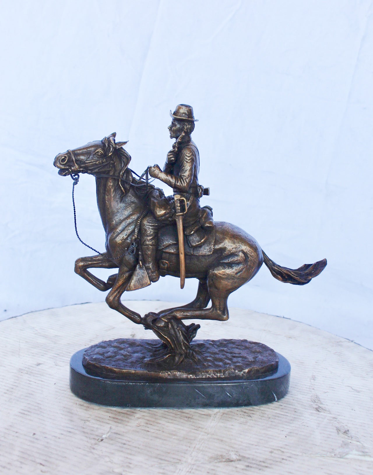 Remington replica Trooper of the plains bronze statue - Size: 12" x 5" x 13"H.