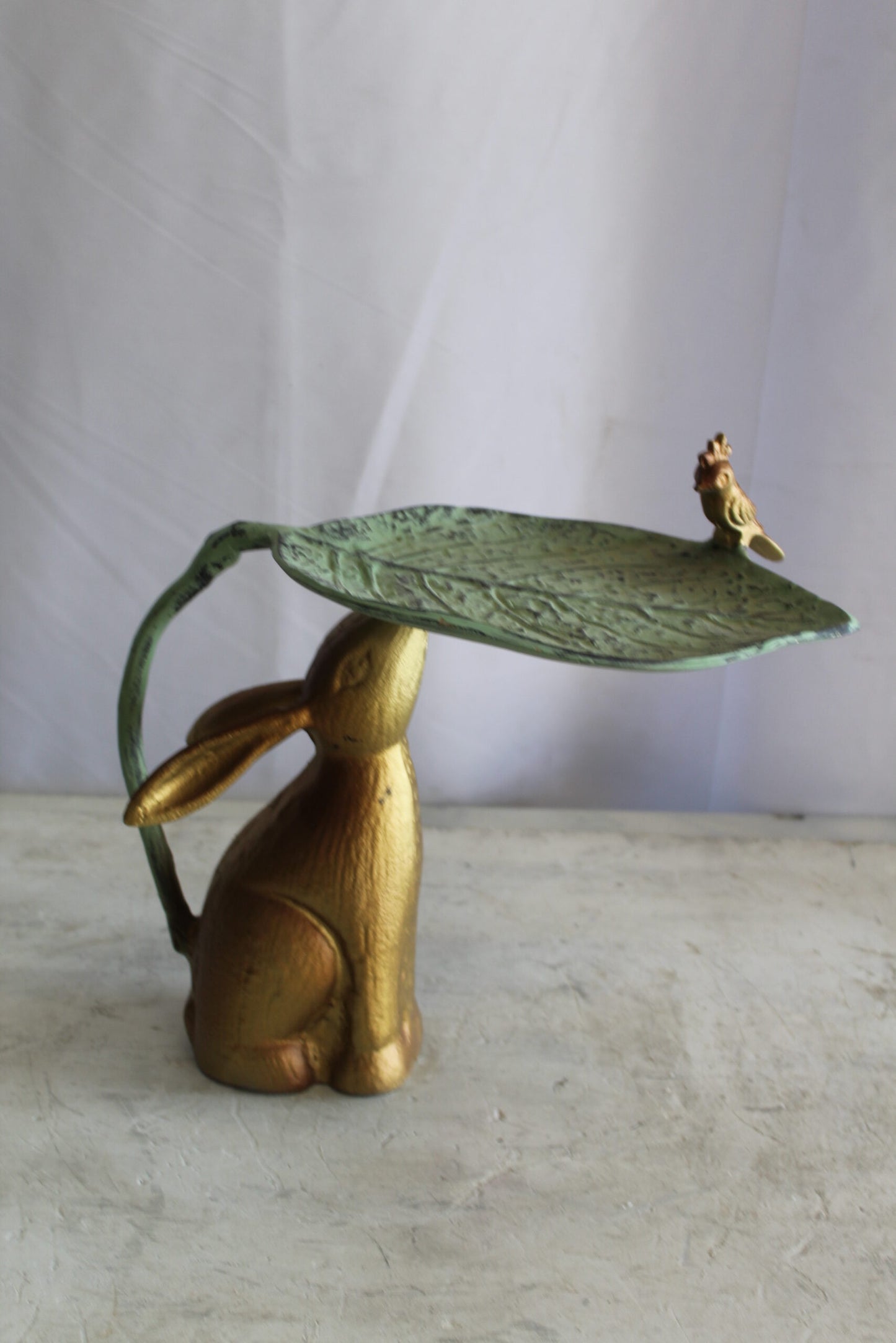 Aluminum Rabbit Bird and Leaf Bird Feeder for Your Garden Decor 14" x 8" x 13"H