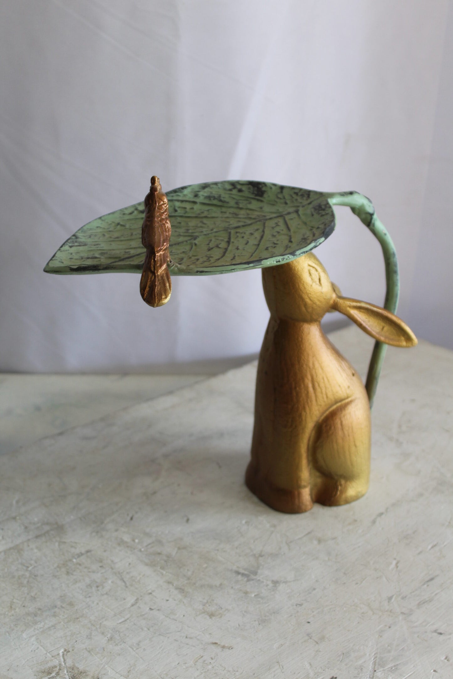 Aluminum Rabbit Bird and Leaf Bird Feeder for Your Garden Decor 14" x 8" x 13"H