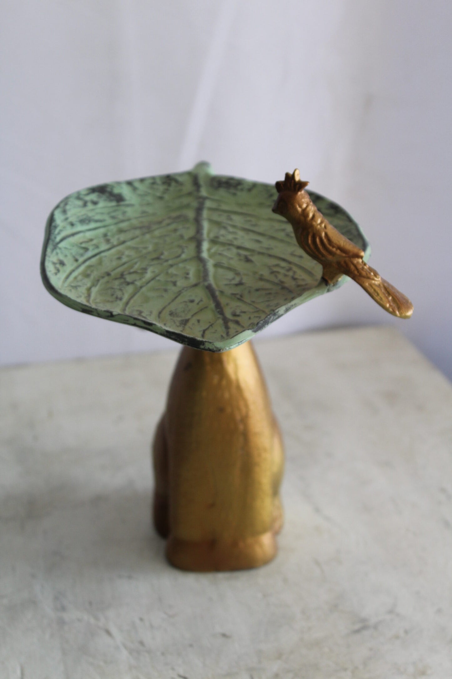 Aluminum Rabbit Bird and Leaf Bird Feeder for Your Garden Decor 14" x 8" x 13"H