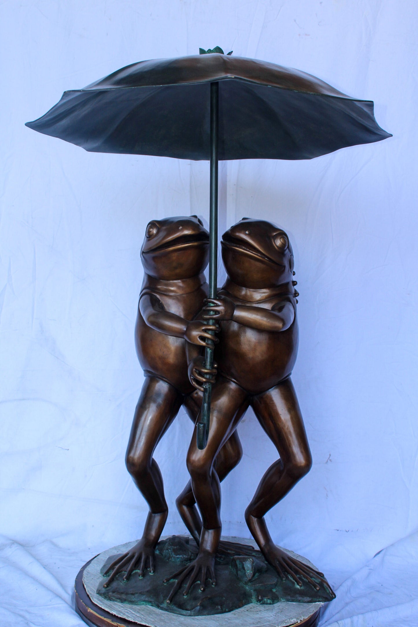 Bronze Fountain, Two Frogs with Umbrella, Playful Garden Decor 33" x 33" x 51"H