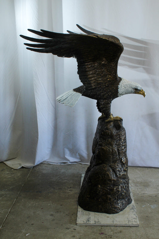 Nifao Bald Eagle Bronze Statue with White Head and His Wings Spread 51" x 36" x 58"H