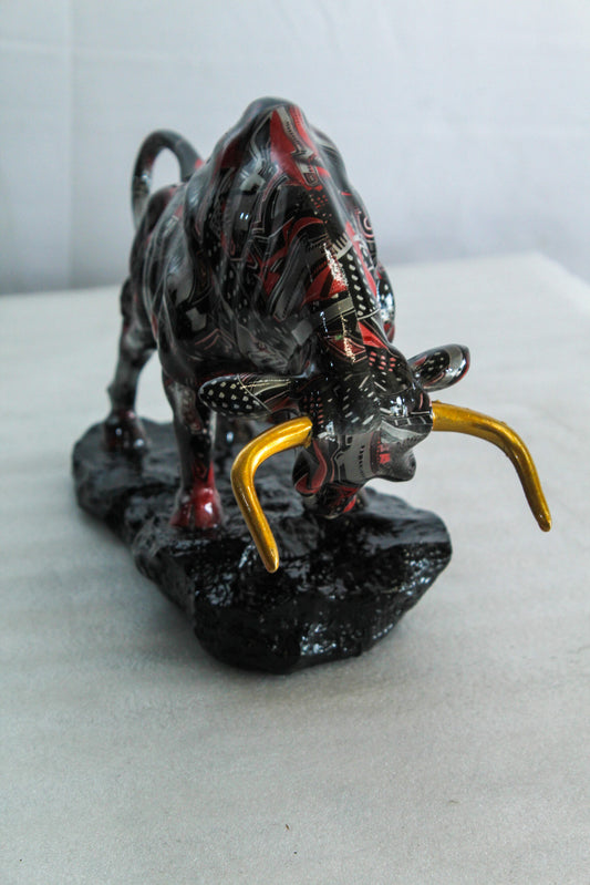 Nifao Resin Bull Statue –Abstract Street Art Indoor/Outdoor Sculpture, Red Black & Silver Patterned Charging Bull with Gold Horns on Glossy Black Base,Modern Decor &Collector’s Figurine 14" x 4" x 9"H