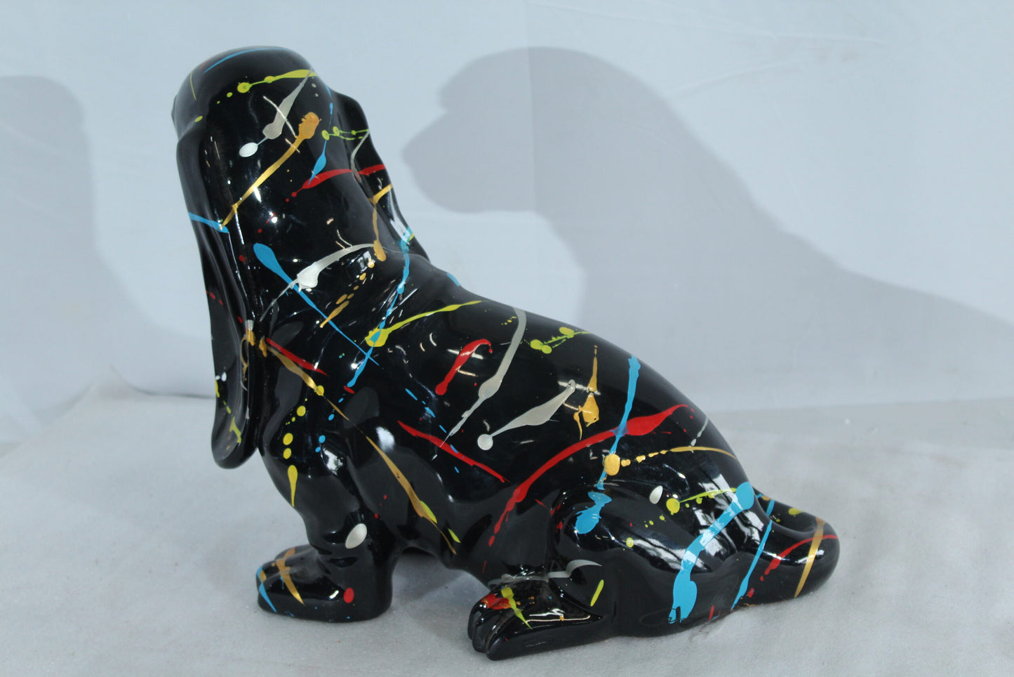 Nifao Resin Basset Hound Statue –Colorful Indoor/Outdoor Dog Sculpture with Abstract Pain Design on Glossy Black Finish,Modern Decorative Figurine for Dog Lovers,Art Collections16 x 8" x 13"H