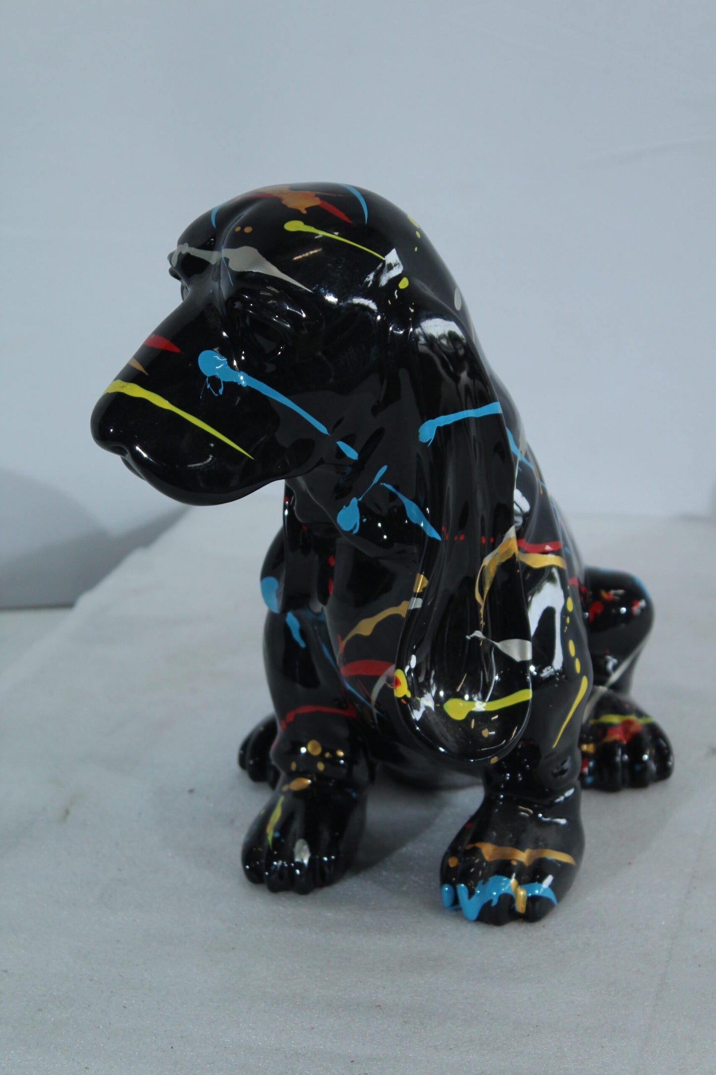 Nifao Resin Basset Hound Statue –Colorful Indoor/Outdoor Dog Sculpture with Abstract Pain Design on Glossy Black Finish,Modern Decorative Figurine for Dog Lovers,Art Collections16 x 8" x 13"H
