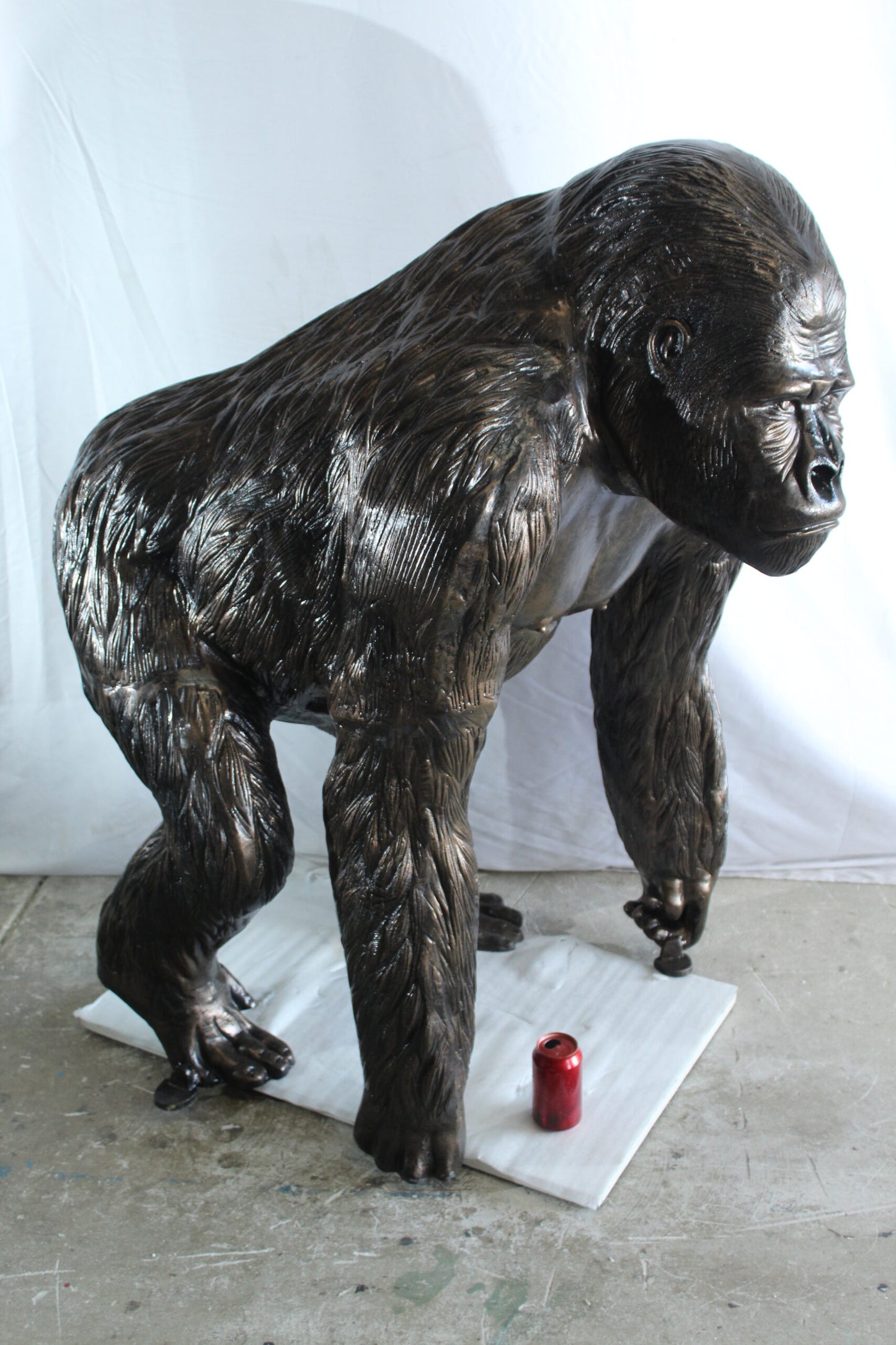 NIFAO Giant Aluminum Gorilla Statue – Walking Gorilla Sculpture with Intricate Fur Detailing for Wildlife & Garden Décor - 43" x 36" x 49"H