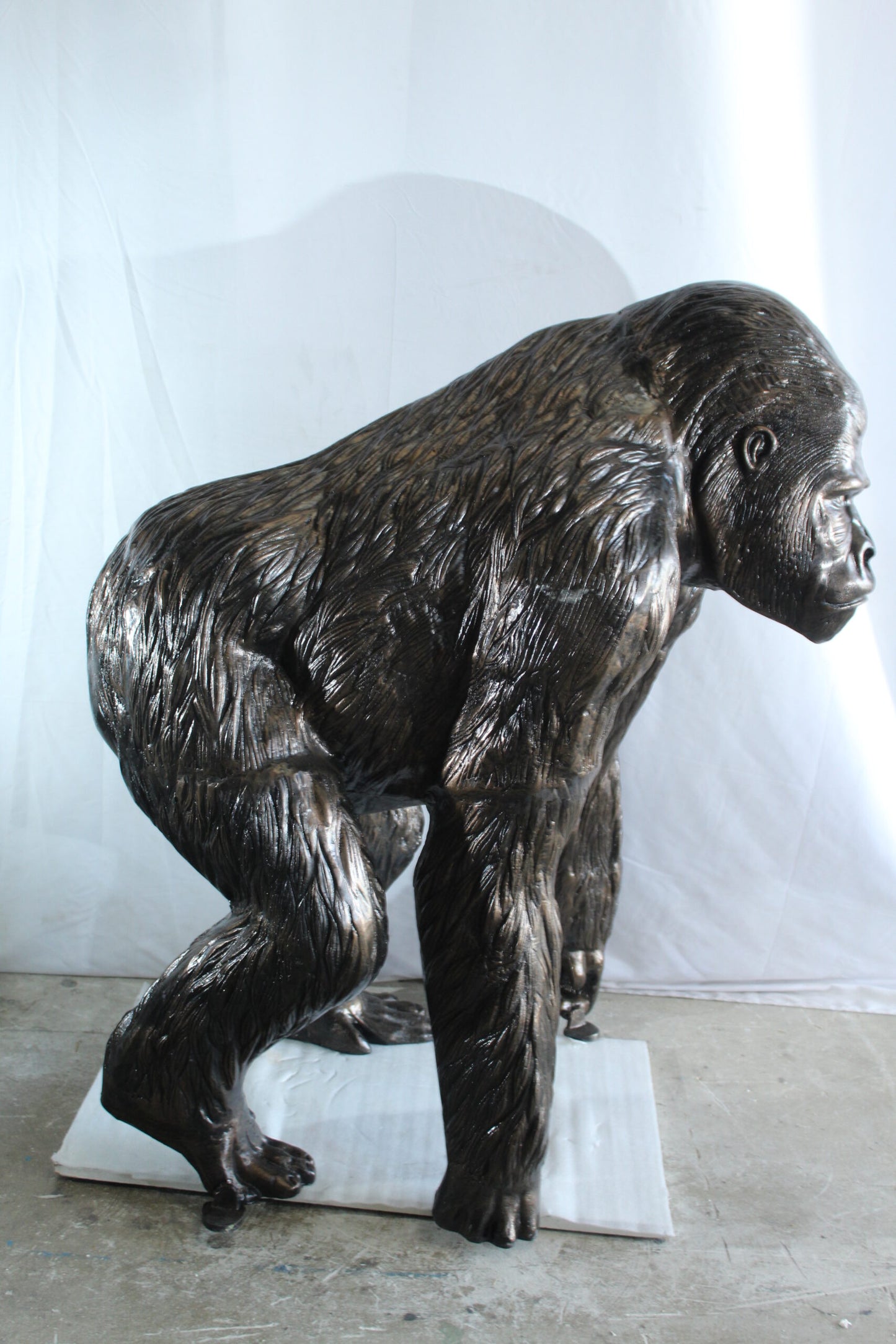 NIFAO Giant Aluminum Gorilla Statue – Walking Gorilla Sculpture with Intricate Fur Detailing for Wildlife & Garden Décor - 43" x 36" x 49"H