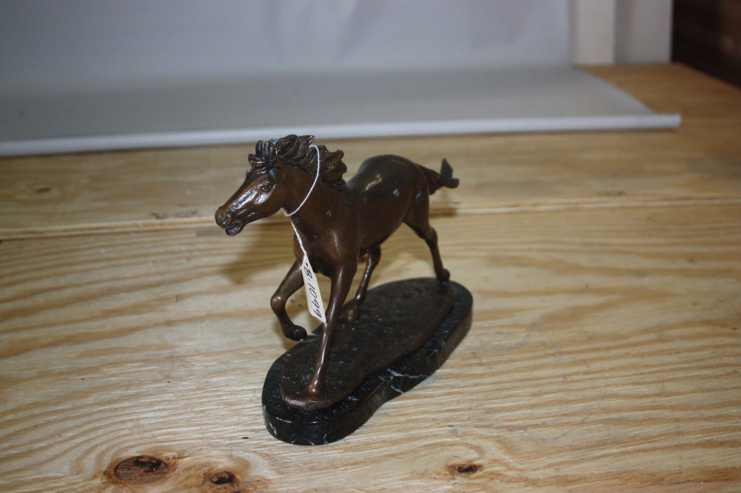Running horse - Bronze Statue - Size: 12"L x 4"W x 8"H.