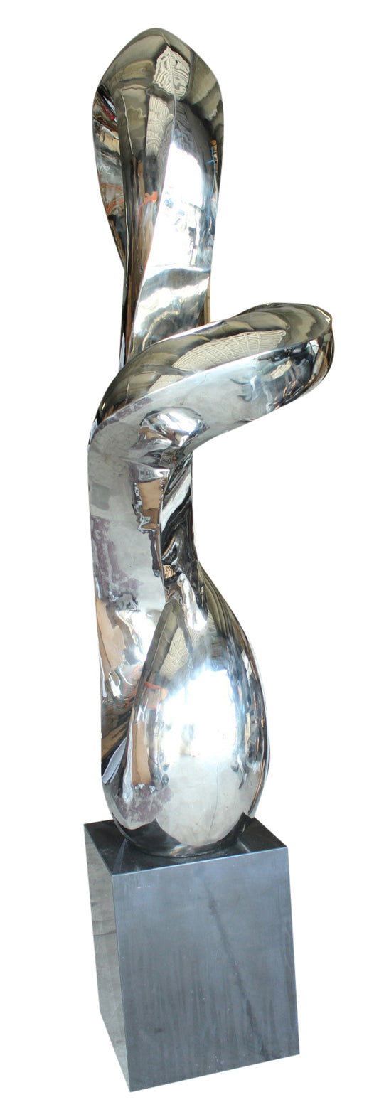 Modern arts - large statue - CC1 - Size: 52"L x 26"W x 94"H.