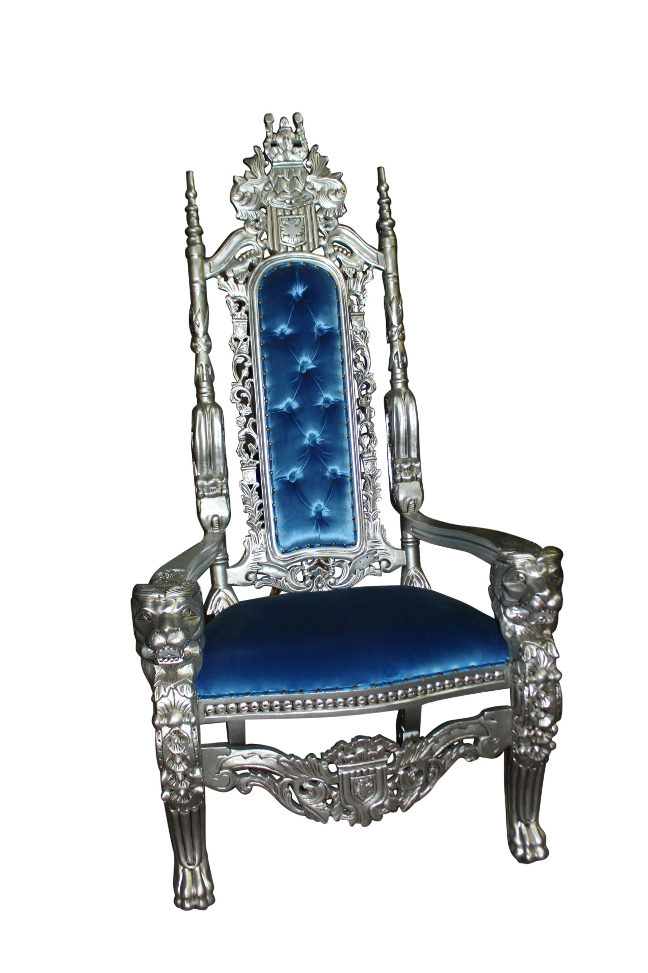 Silver Blue Lion Chair - Size: 70"L x 36"W x 26"H.
