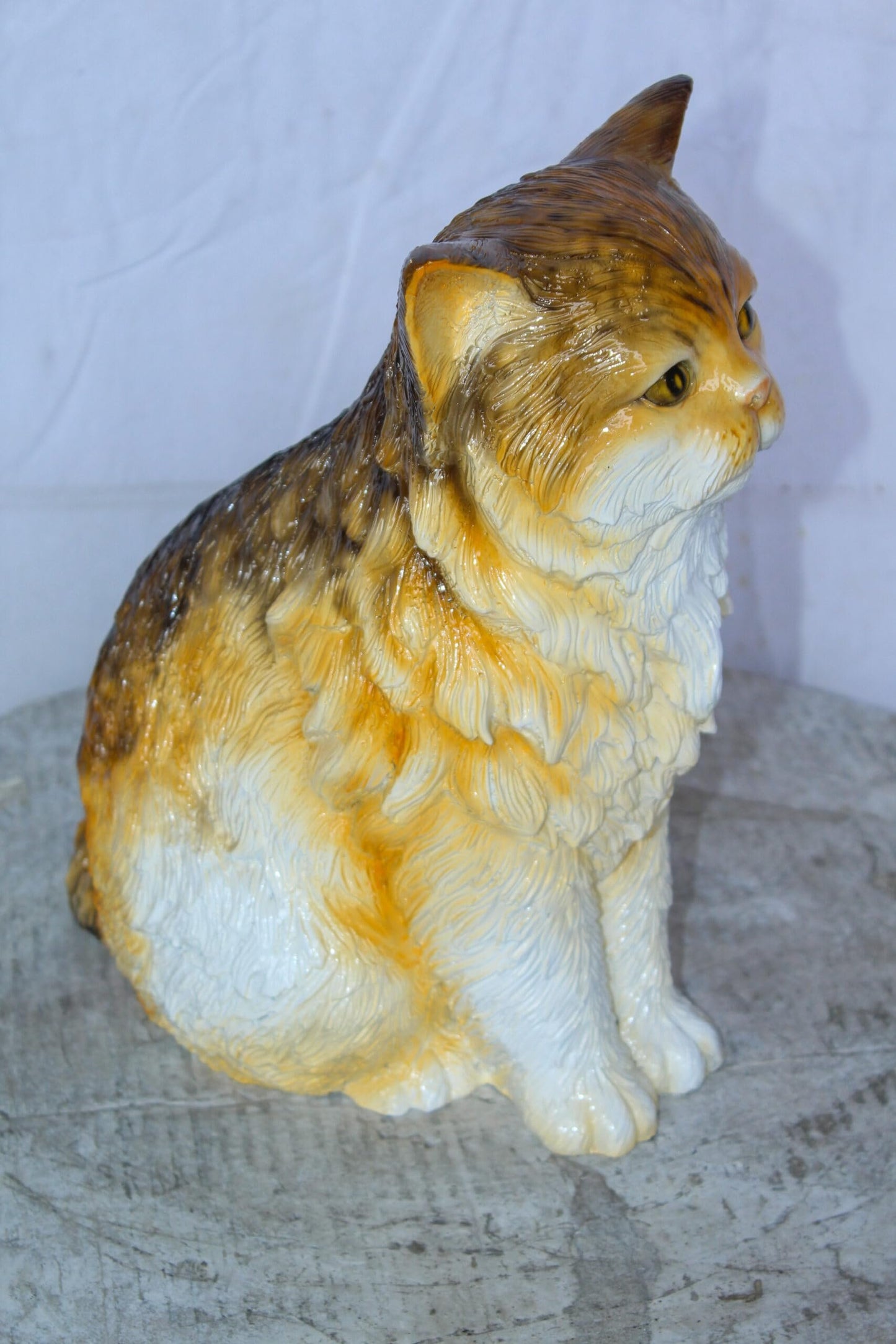 Brown Cat Sitting Bronze Statue, Charming for Cat Lovers 12" x 10" x 14"H