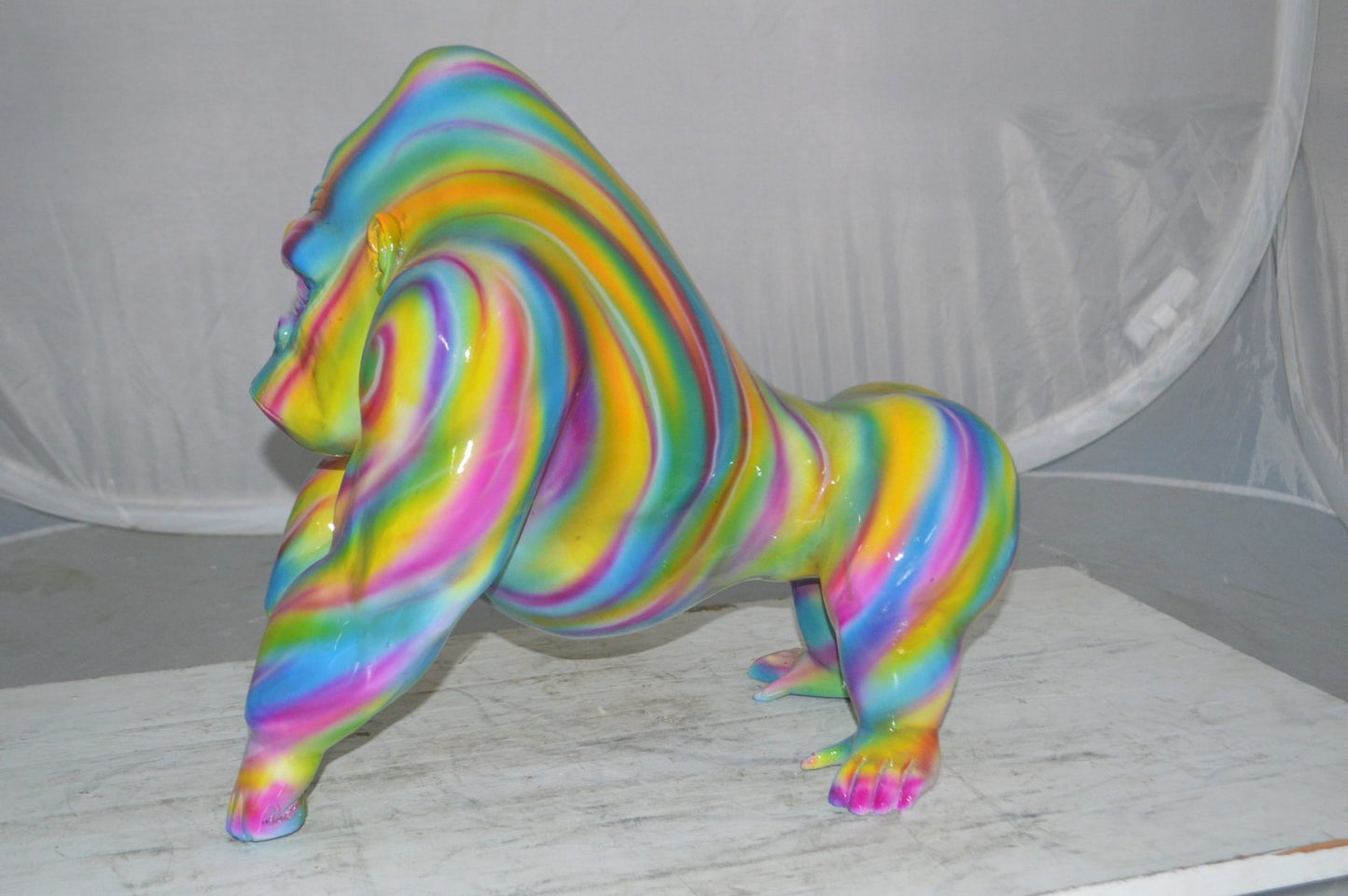 Modern King Kong Bronze Statue - Size: 15"L x 13"W x 17"H.