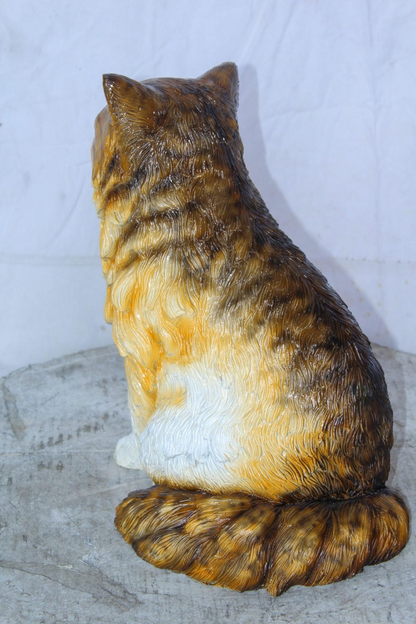 Brown Cat Sitting Bronze Statue, Charming for Cat Lovers 12" x 10" x 14"H