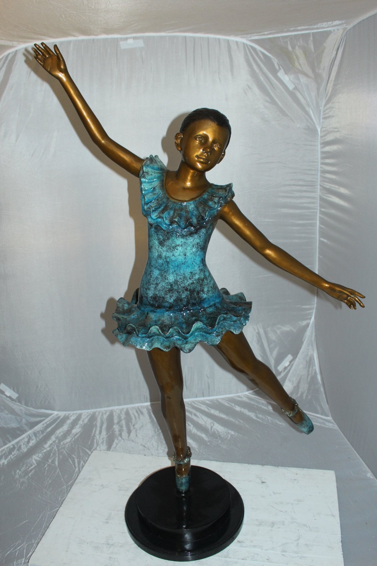 Ballerina Bronze Statue Bronze Statue - Size: 34"L x 15"W x 46"H.