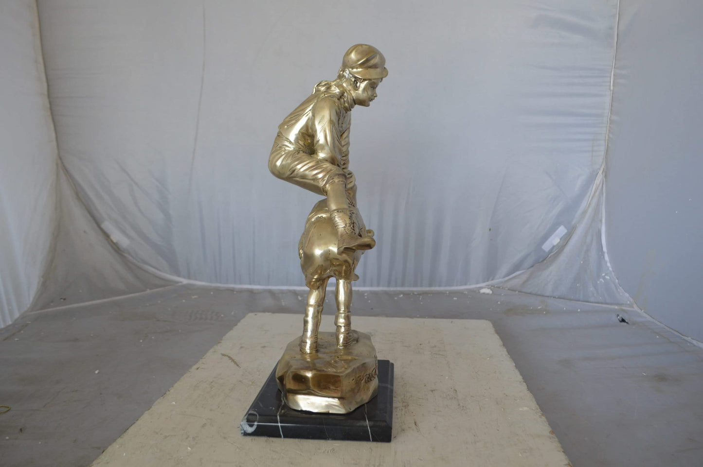 Leapfrog bronze statue silver finish - Size: 12"L x 7"W x 19"H.