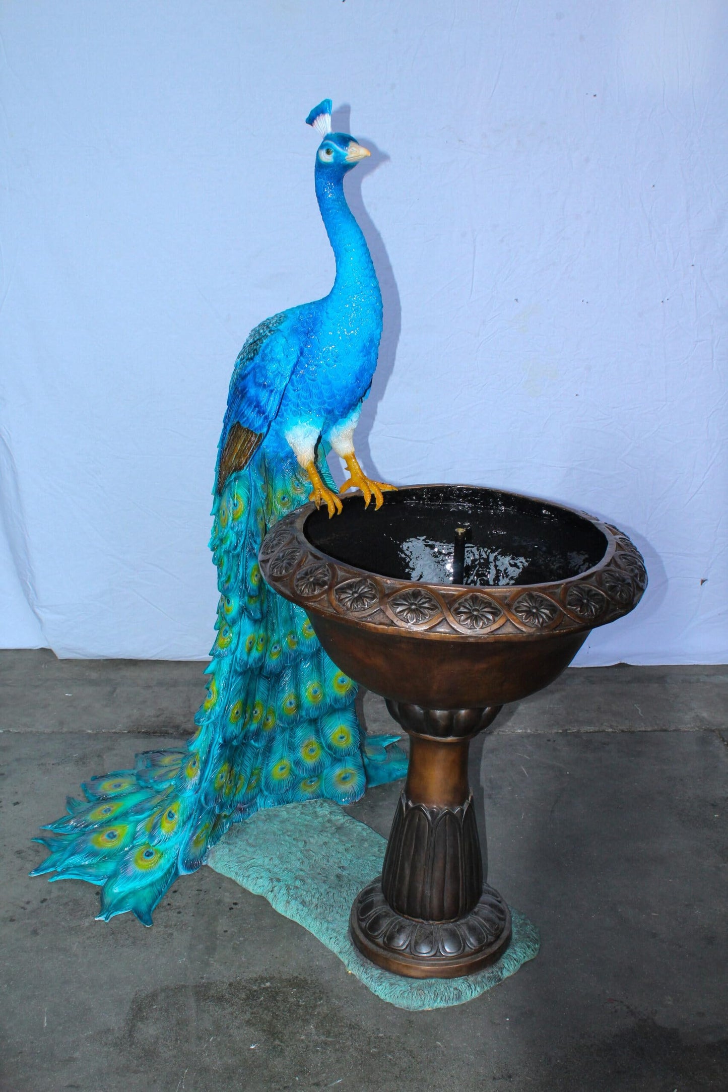 Bronze Peacock Fountain Sculpture with Decorative Bowl