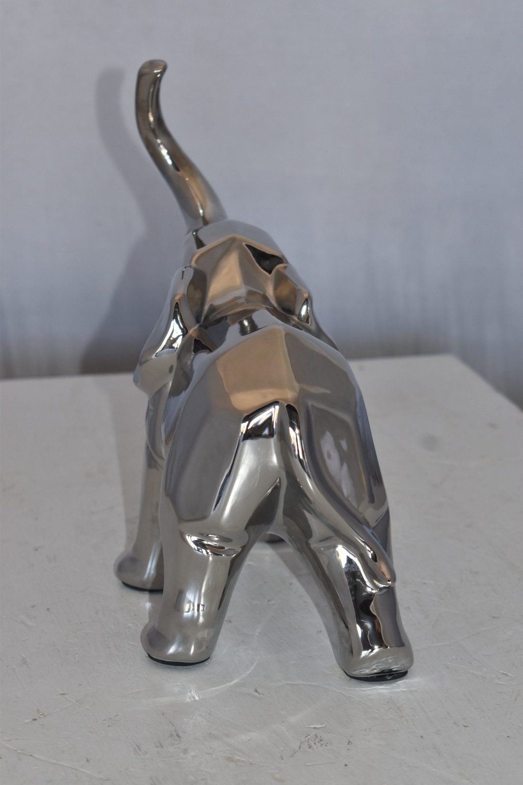 Modern Art Ceramic Elephant Statue Size: 15" x 14" x 10"H