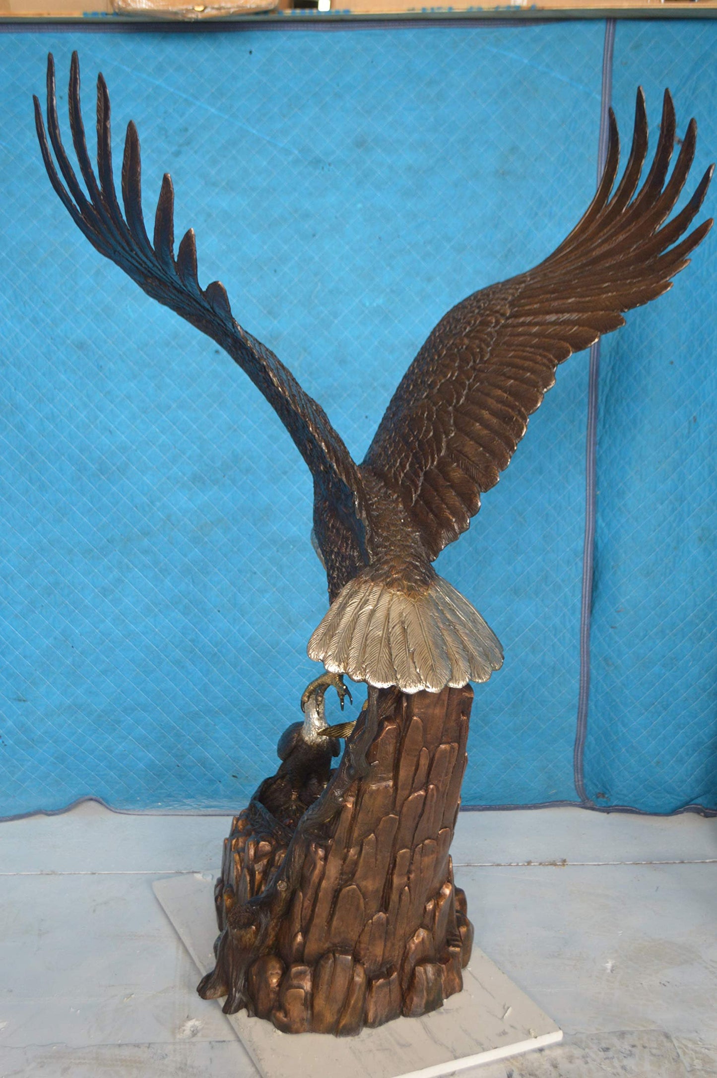 Eagle with nest Bronze Statue - Size: 36"L x 40"W x 63"H.