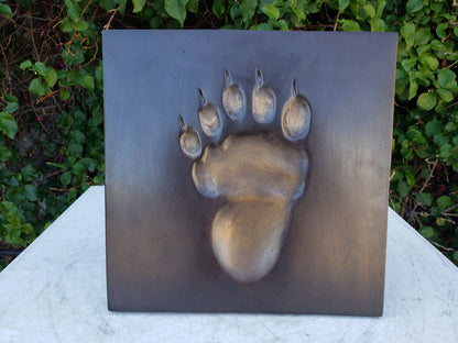 Bear Paw Print made of Bronze Wall decor Size: 10" x 10" x 1"H