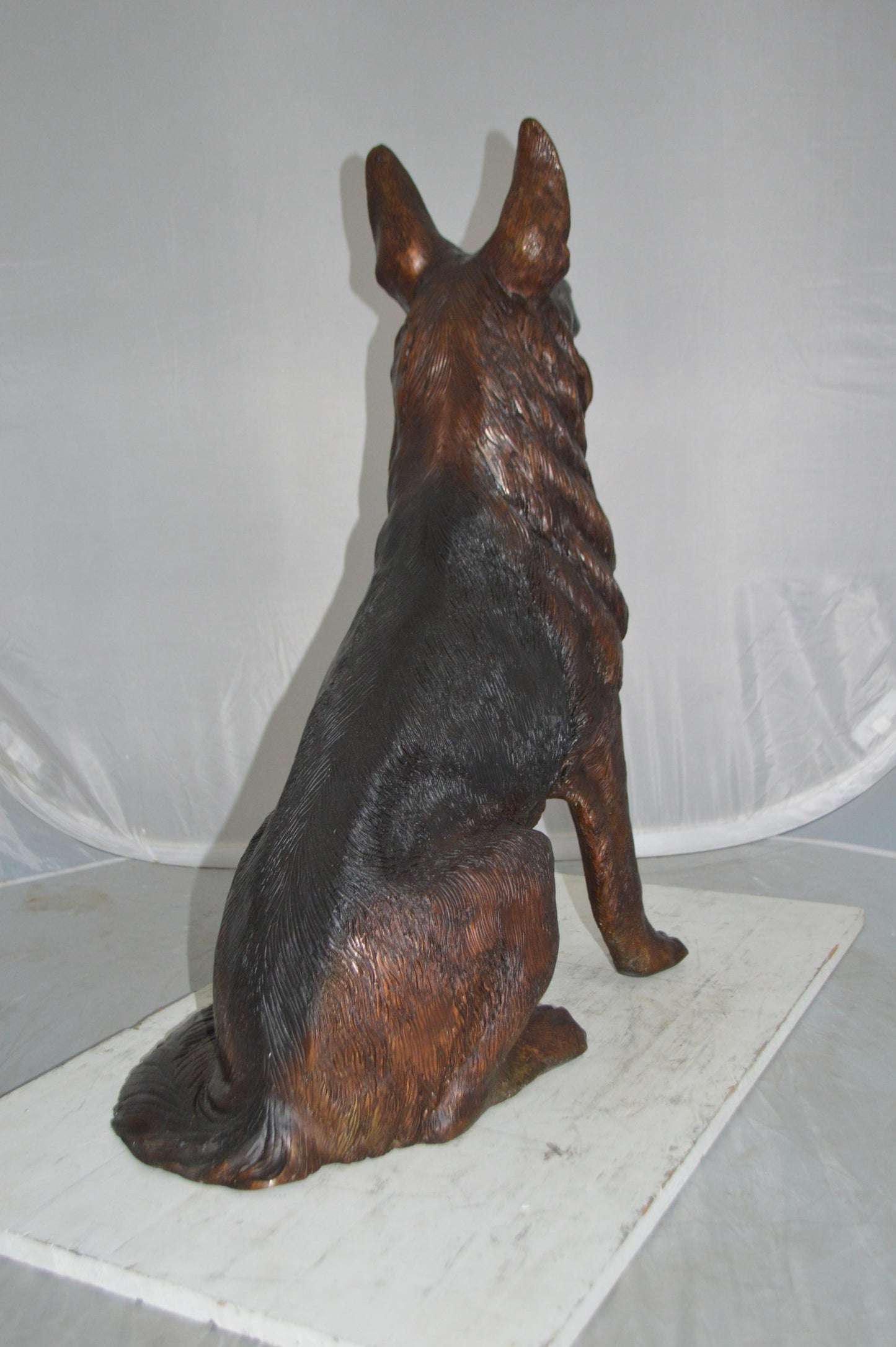 Nifao German Shepherd Alsatian dog bronze statue - Life-Size, Realistic Bronze Statue - Ideal for Home or Garden Decoration - Size: 23"L x 16"W x 30"H.