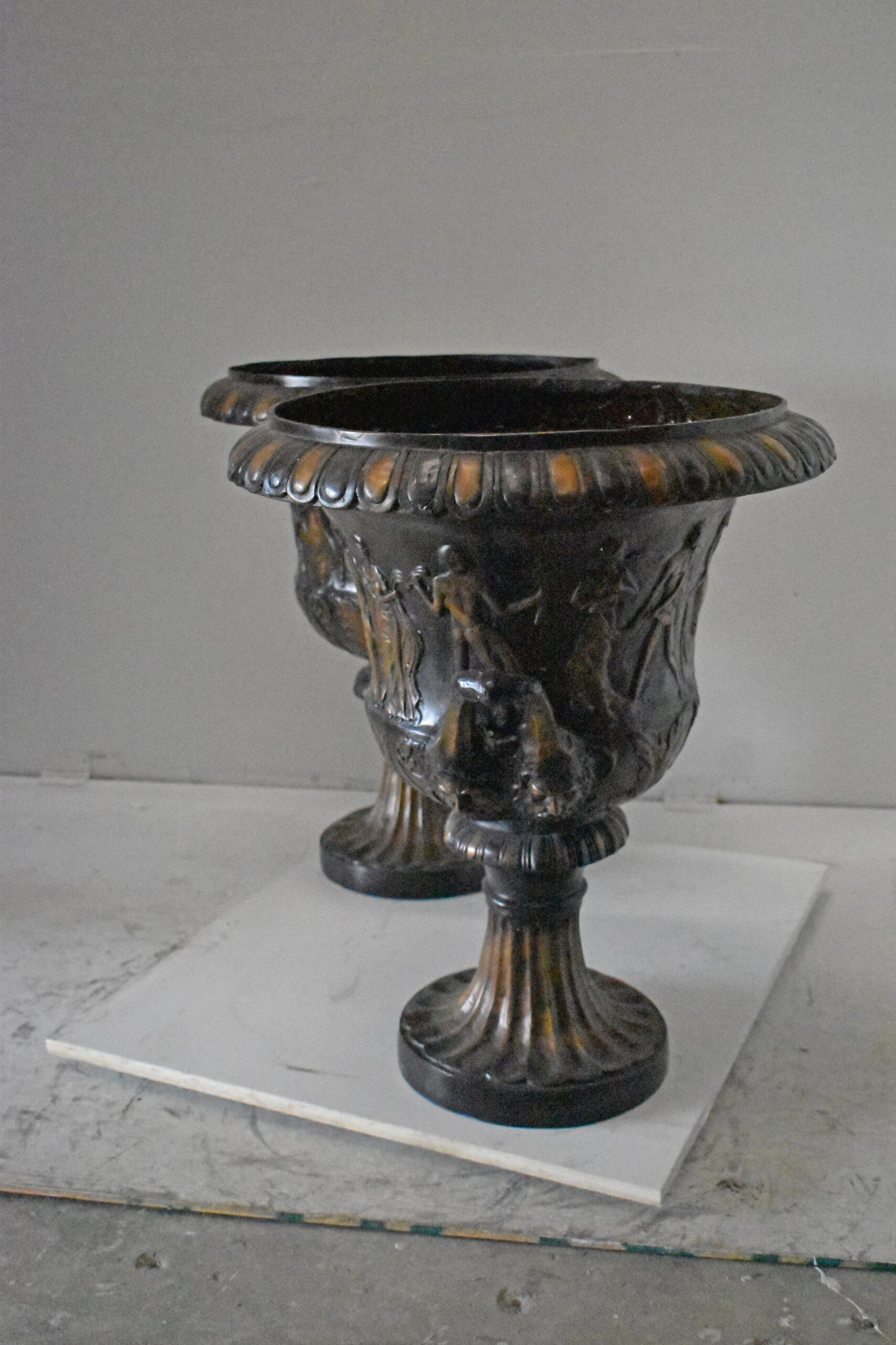 Pair of Beautiful Urns Bronze Statues - Size: 24"L x 24"W x 29"H.
