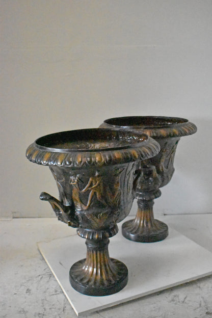 Pair of Beautiful Urns Bronze Statues - Size: 24"L x 24"W x 29"H.