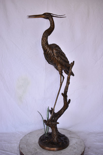 Great Blue Heron Looking Ahead Bronze Statue Fountain Size: 14" x 20" x 47"H
