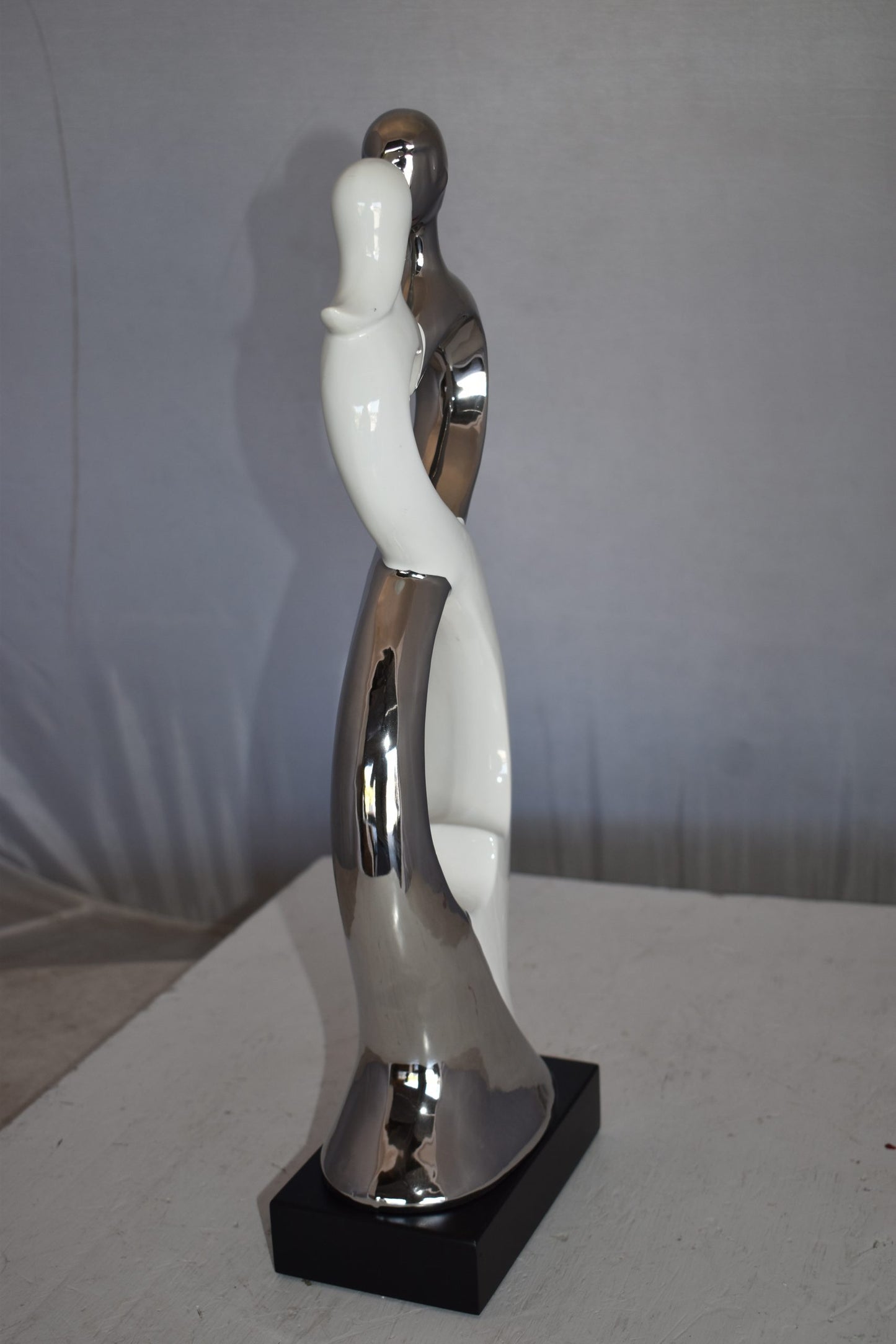 Modern Art Ceramic Lovers White and Silver Colors Size: 7" x 4" x 20"H