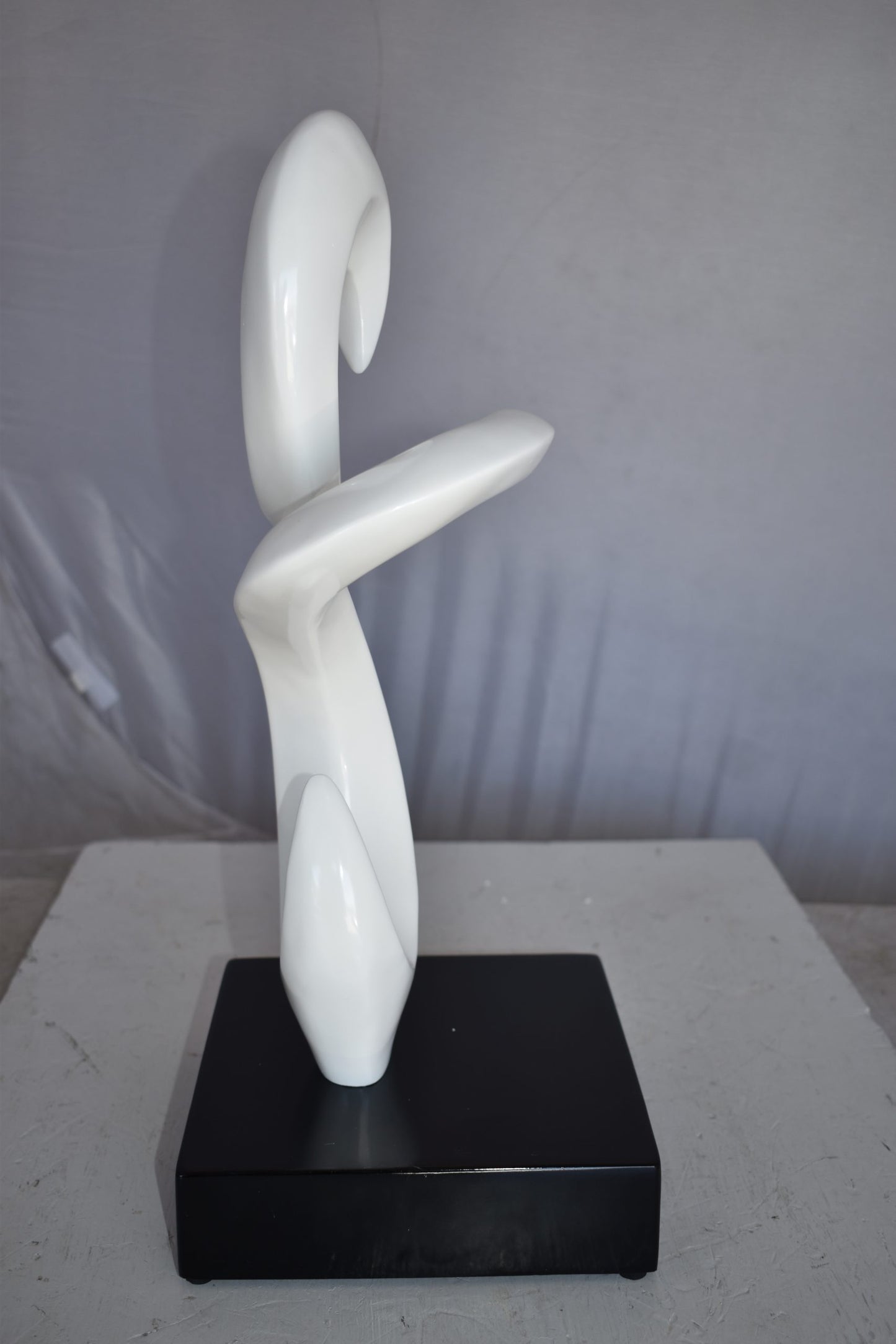 Modern Art White Abstract Sculpture Made of Resin on A Base 10" x 8" x 19"H