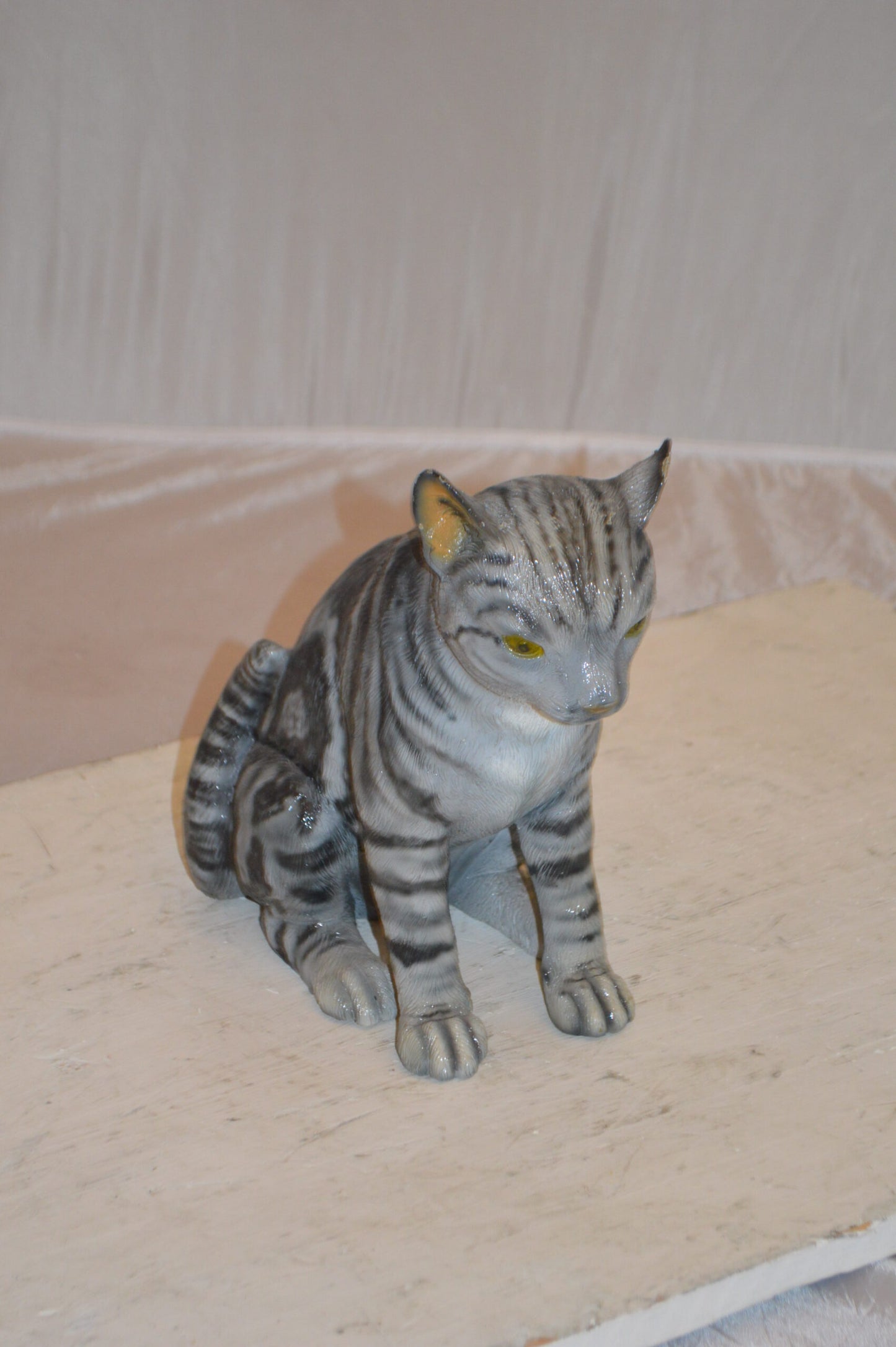 Sitting Cat Bronze Statue – Hand-Finished Polychrome Enamel Sculpture, 11"L x 6"W x 11"H, 8 lbs