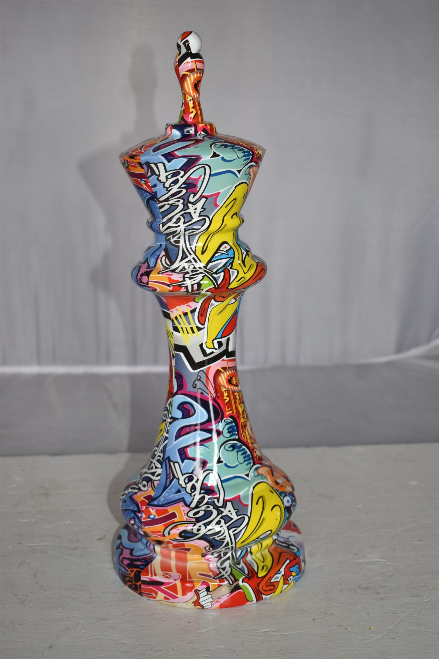 Checkmate King Modern Art Giant Graffiti Resin Statue Size: 6" x 6" x 19"H