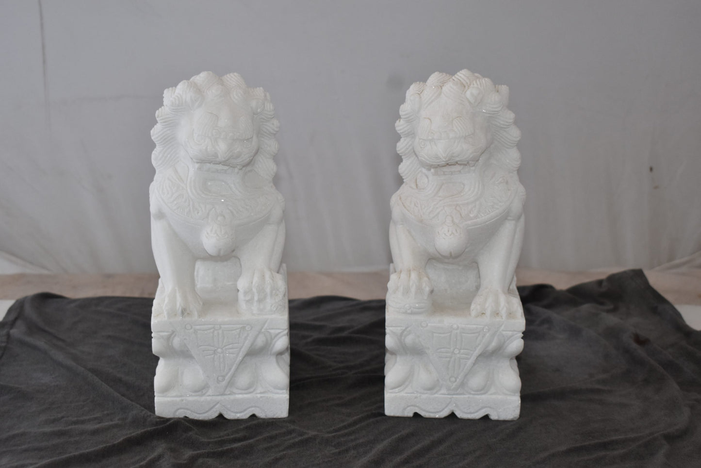 A Pair of Marble Statues of Foo Dogs Size: 5" x 6" x 12"H