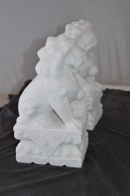A Pair of Marble Statues of Foo Dogs Size: 5" x 6" x 12"H