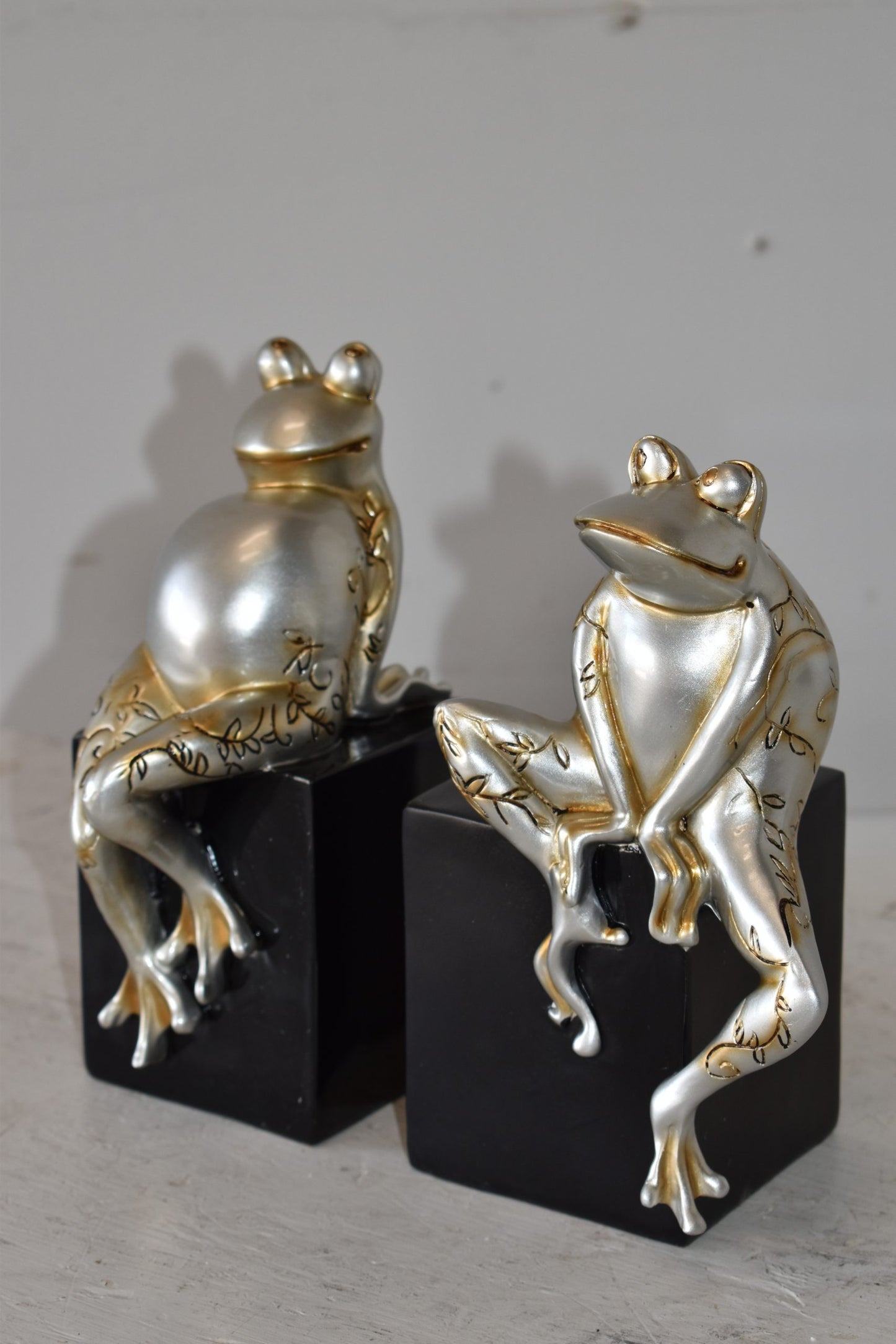 Pair of Happy Frogs Sitting on a Cube Resin Statue Size: 6" x 4" x 9"H