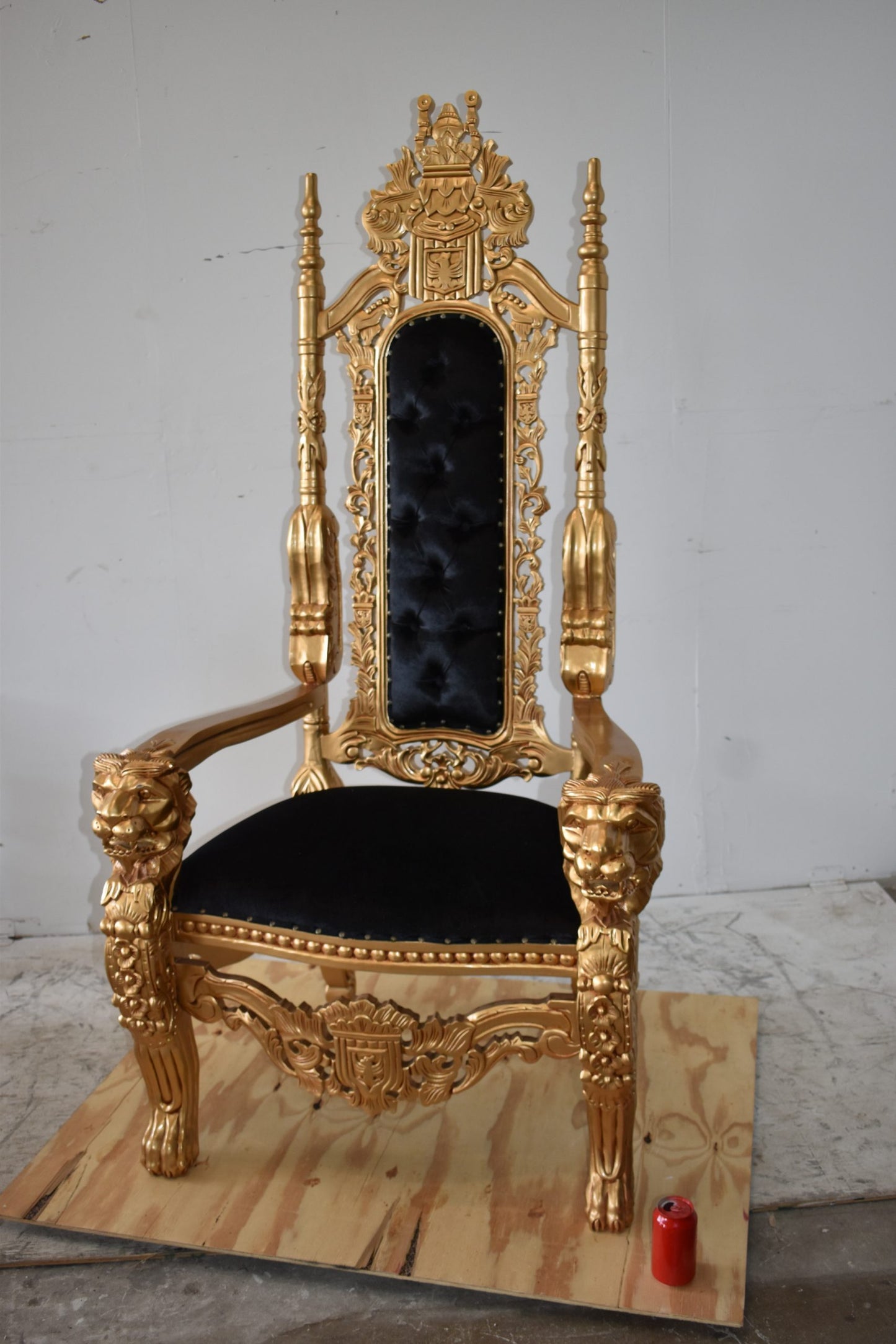 Gold and Black Fabric Lion Chair Size: 70" x 36" x 26"H