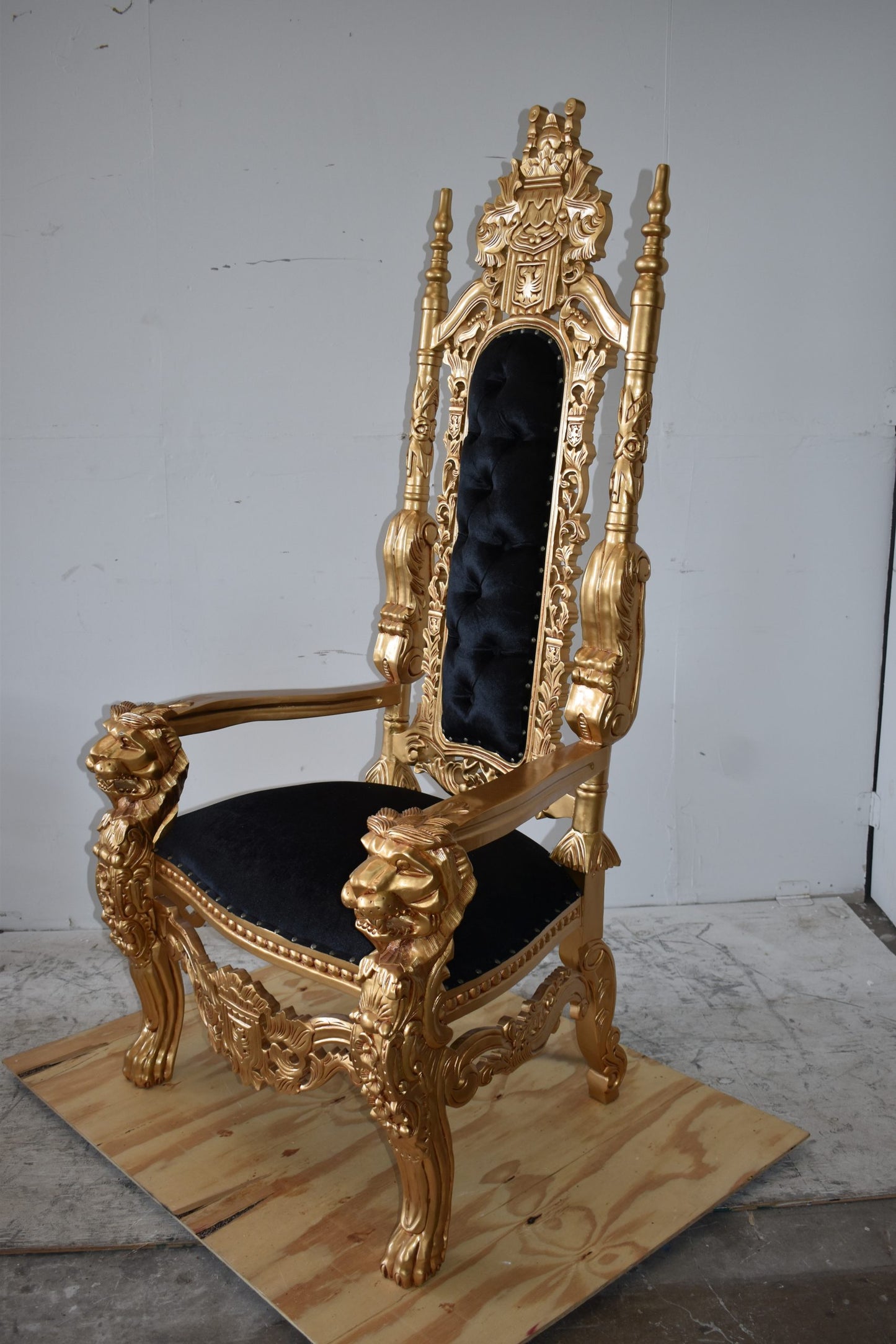 Gold and Black Fabric Lion Chair Size: 70" x 36" x 26"H