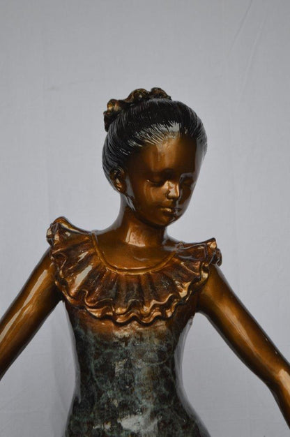 Ballet Dancer on Tippy Toes Bronze Statue -  Size: 25"L x 14"W x 47"H.