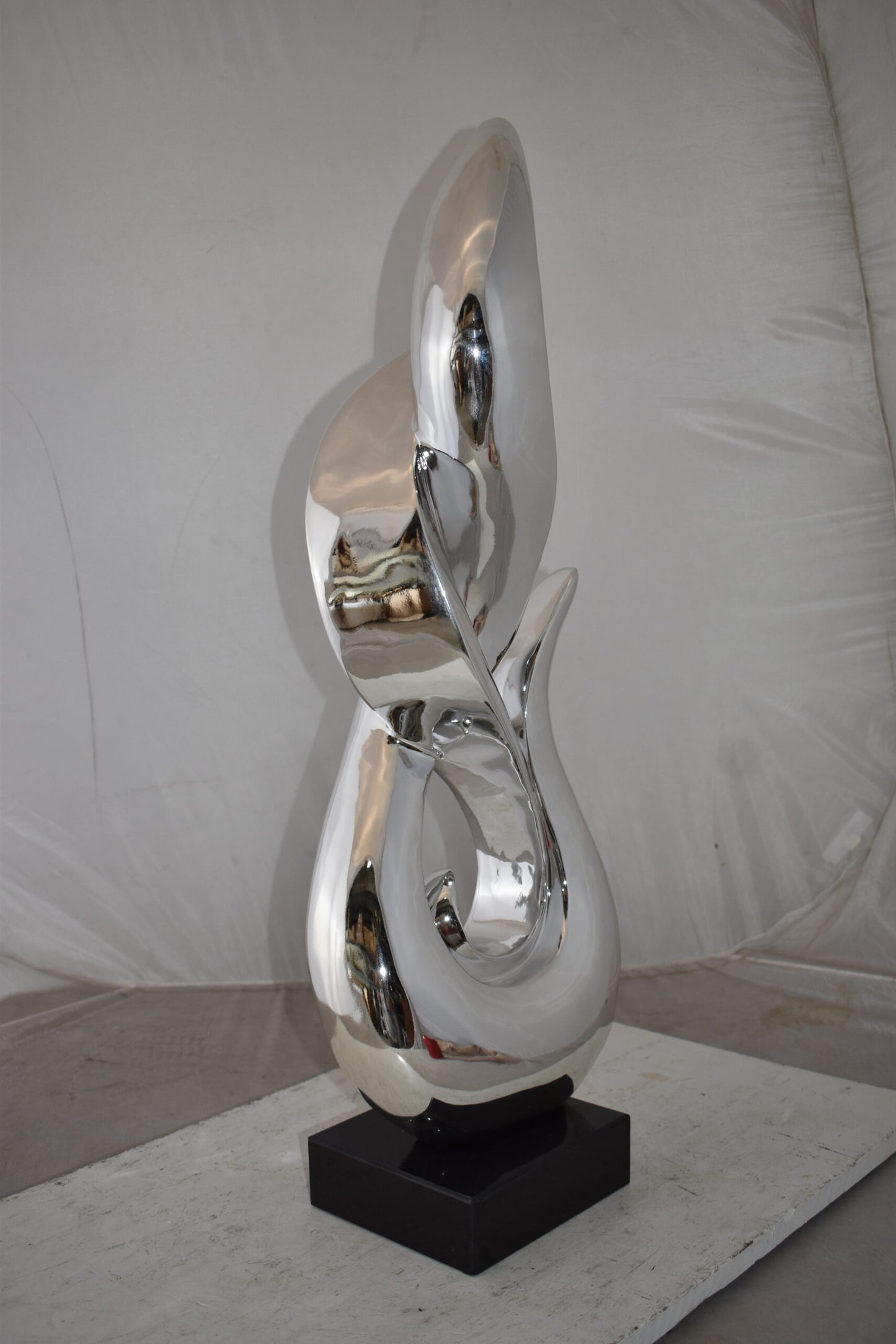 Eclectic Winding Silver Finish Abstract Resin Statue  Size: 13" x 7" x 35"H