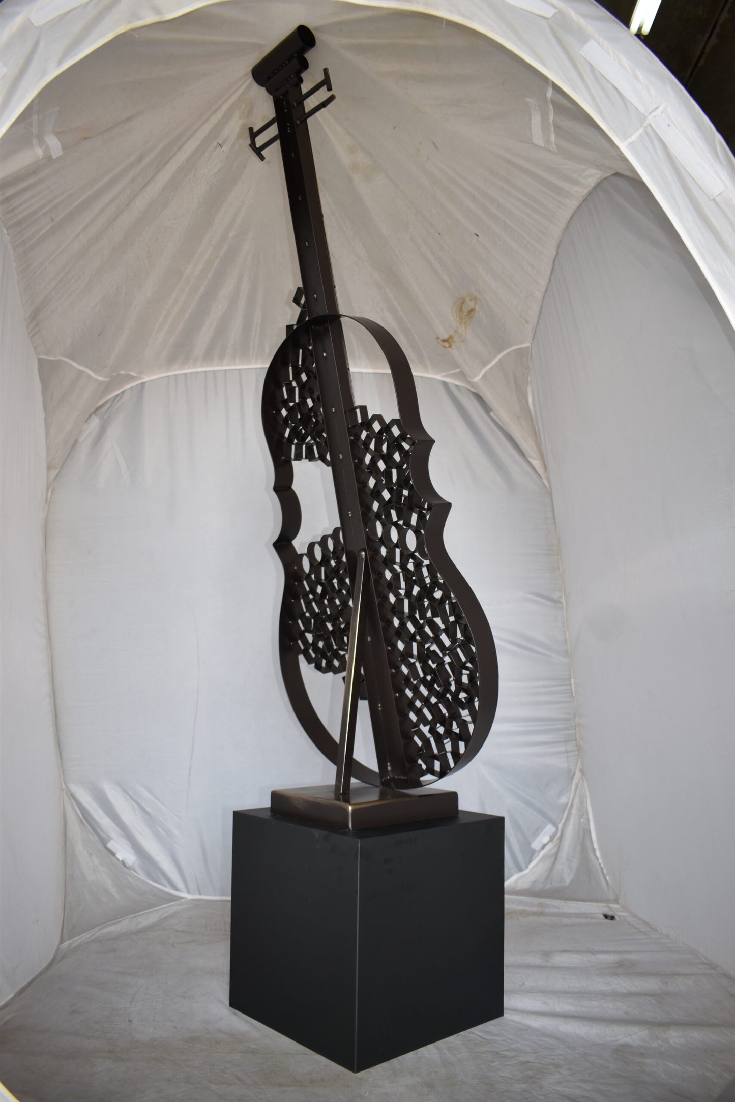 Creative And Modern Metal Guitar on Base Art Piece Size: 21" x 18" x 71"H