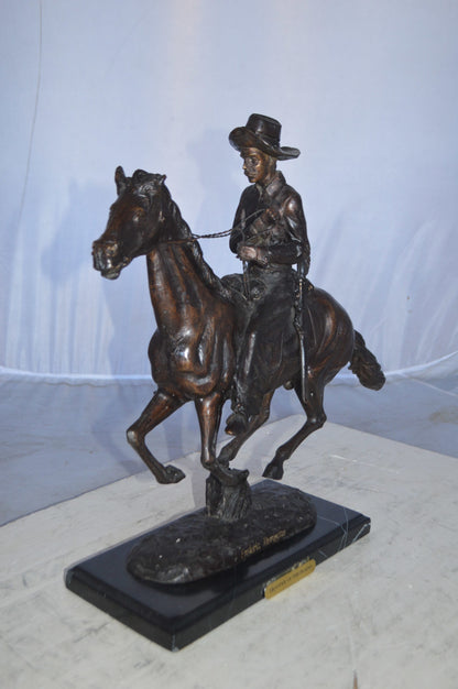 Trooper of the plains Bronze replica by Remington -  Size: 17"L x 6"W x 18"H.