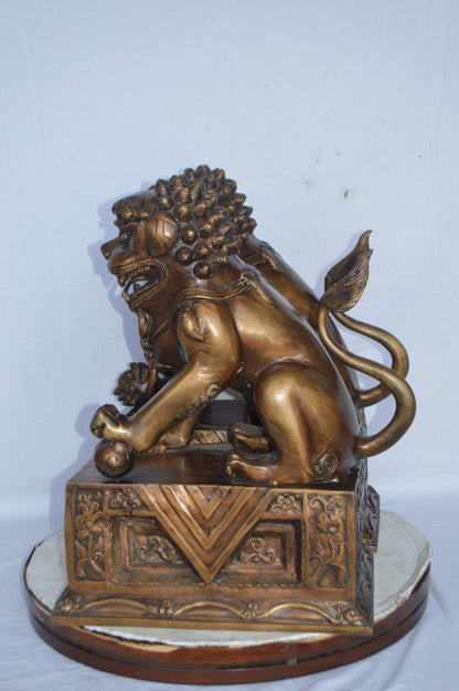 Pair of Foo Dogs bronze statues  -  Size: 20"L x 10"W x 23"H. 40 LB each