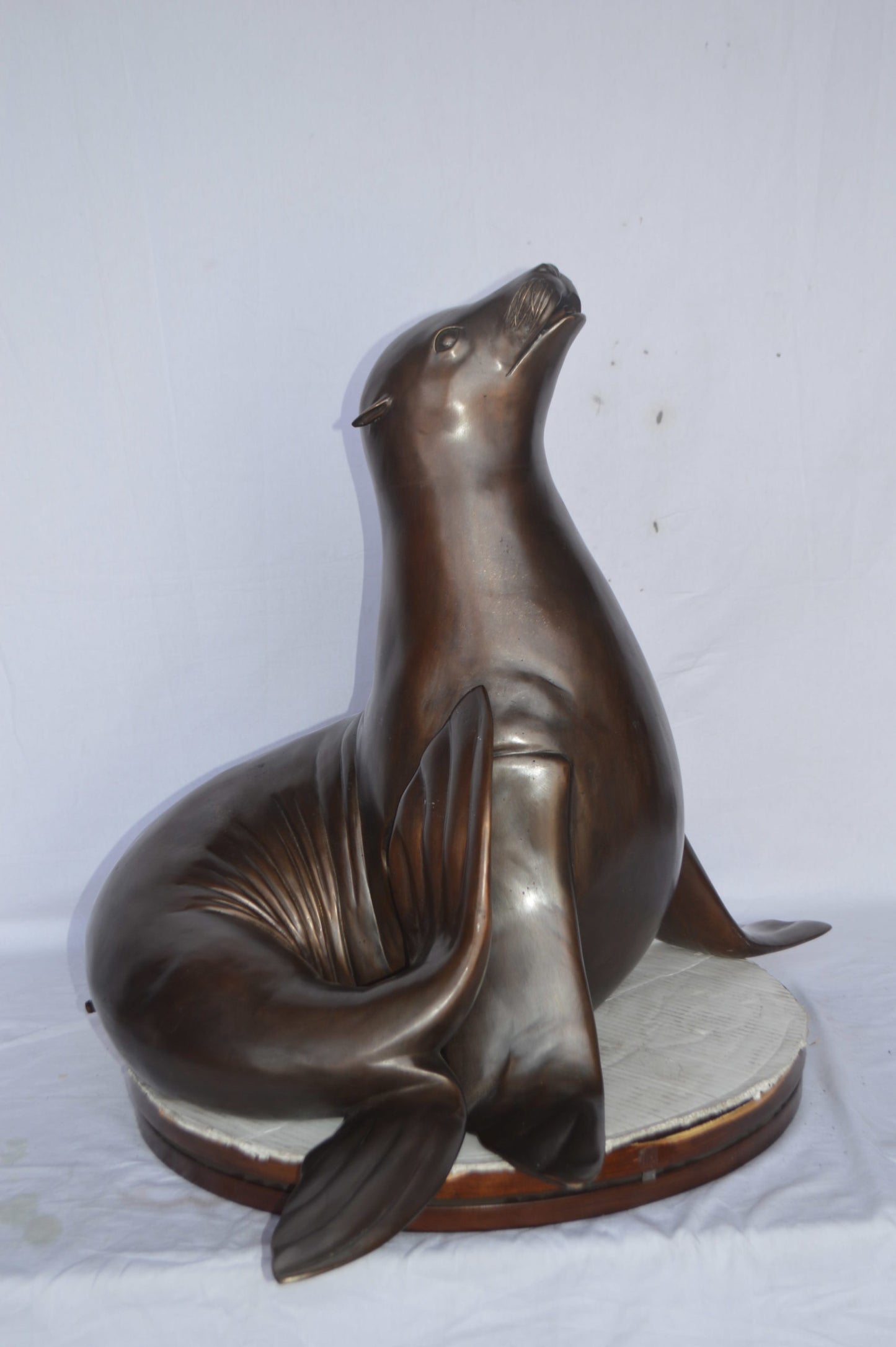 Seal Fountain made of bronze statue - Size: 35"L x 24"W x 27"H.